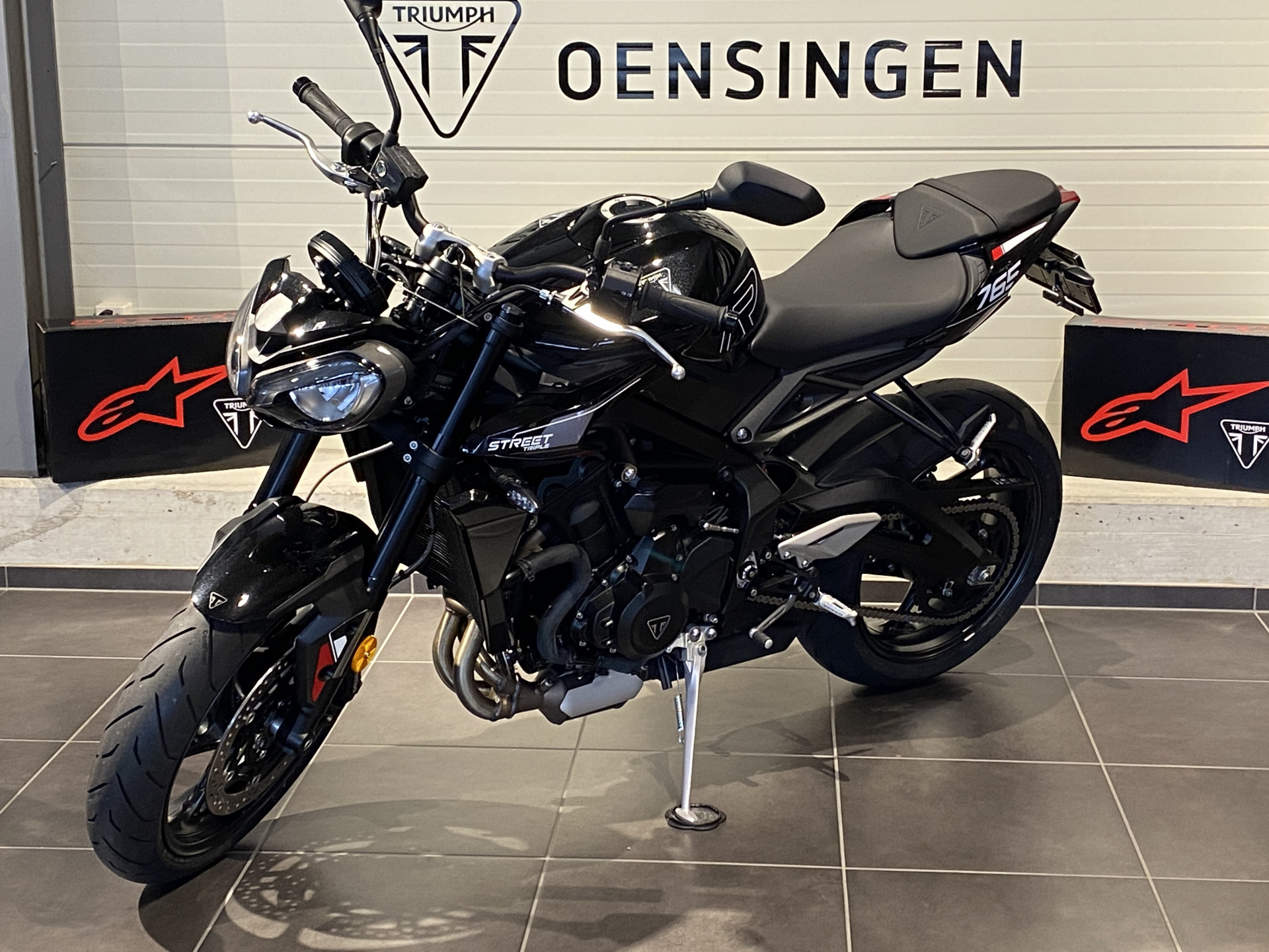 TRIUMPH Street Triple 765 R A2 (1.9 % Power Leasing - Gültig bis 31.06.2026)-showroom-element-1