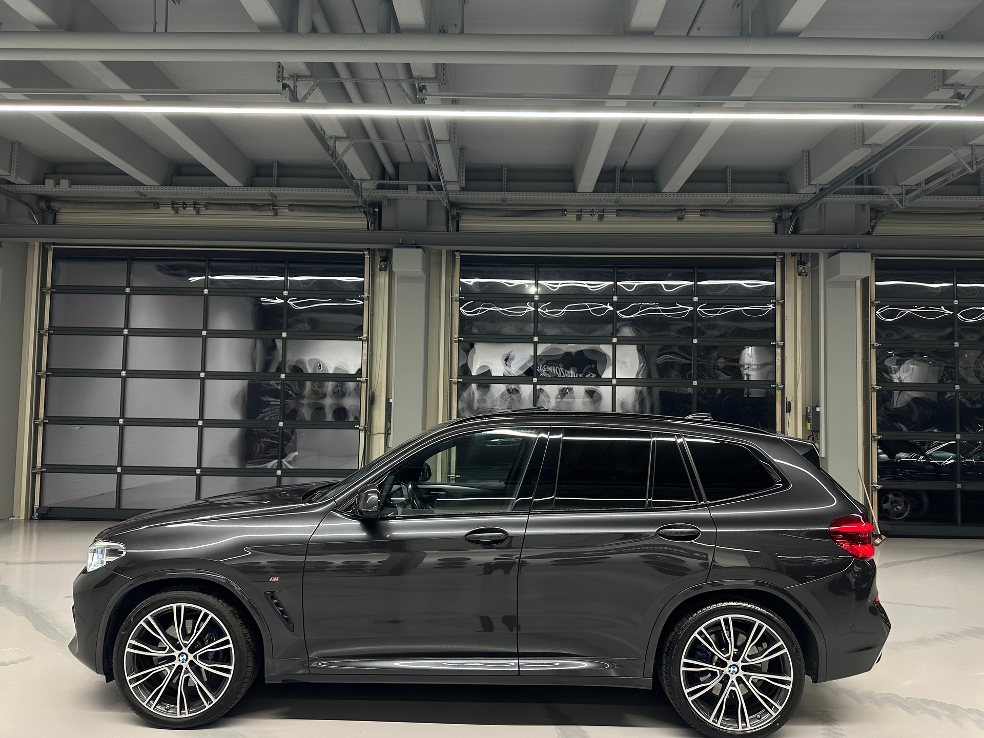 BMW X3 M40d *CH-Auto*Gratis Service*Sitzbelüftung*Panorama*Sitzheizung im Fond*Driving Assistant Pro*-image-10