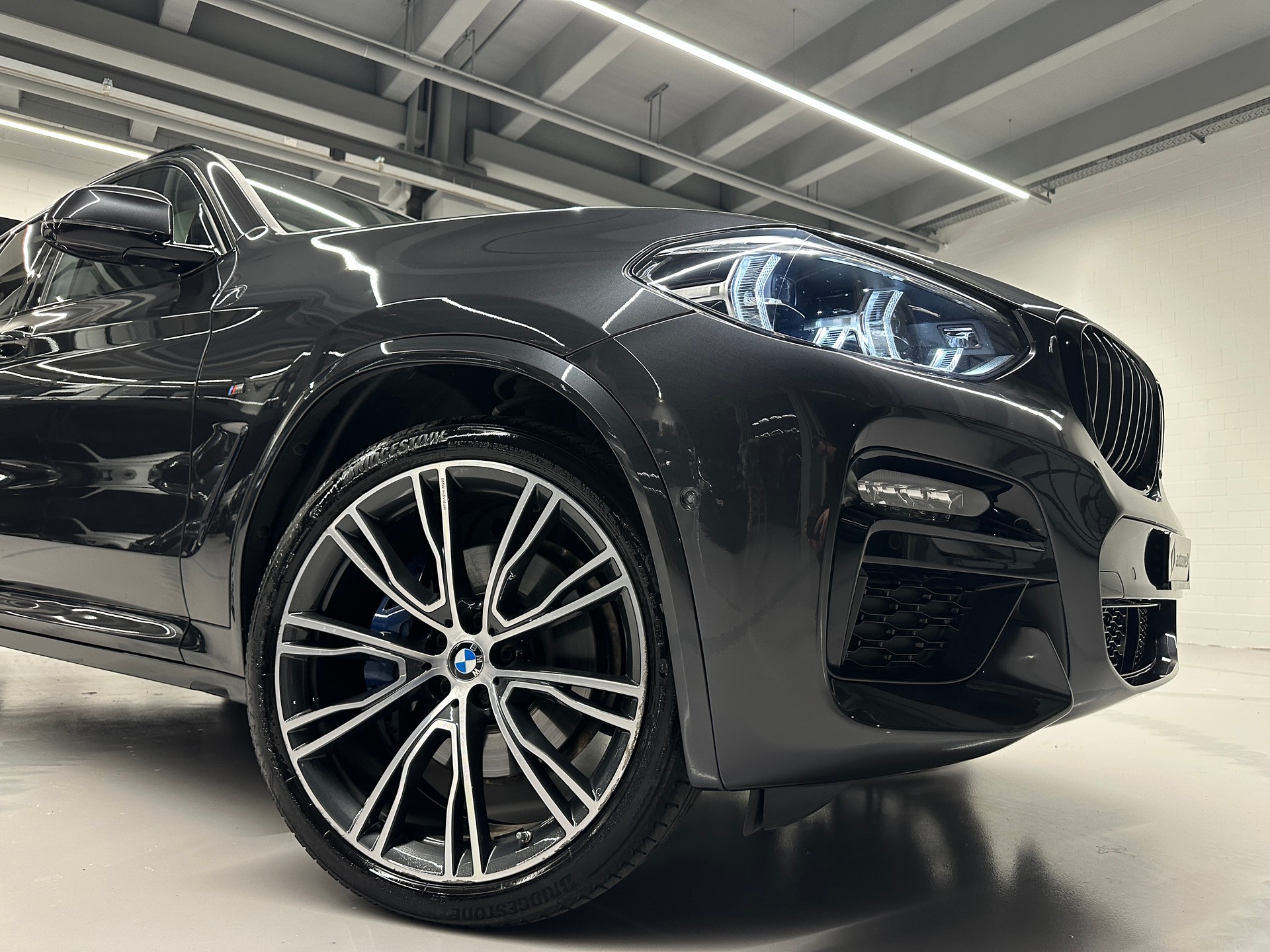 BMW X3 M40d *CH-Auto*Gratis Service*Sitzbelüftung*Panorama*Sitzheizung im Fond*Driving Assistant Pro*-image-13