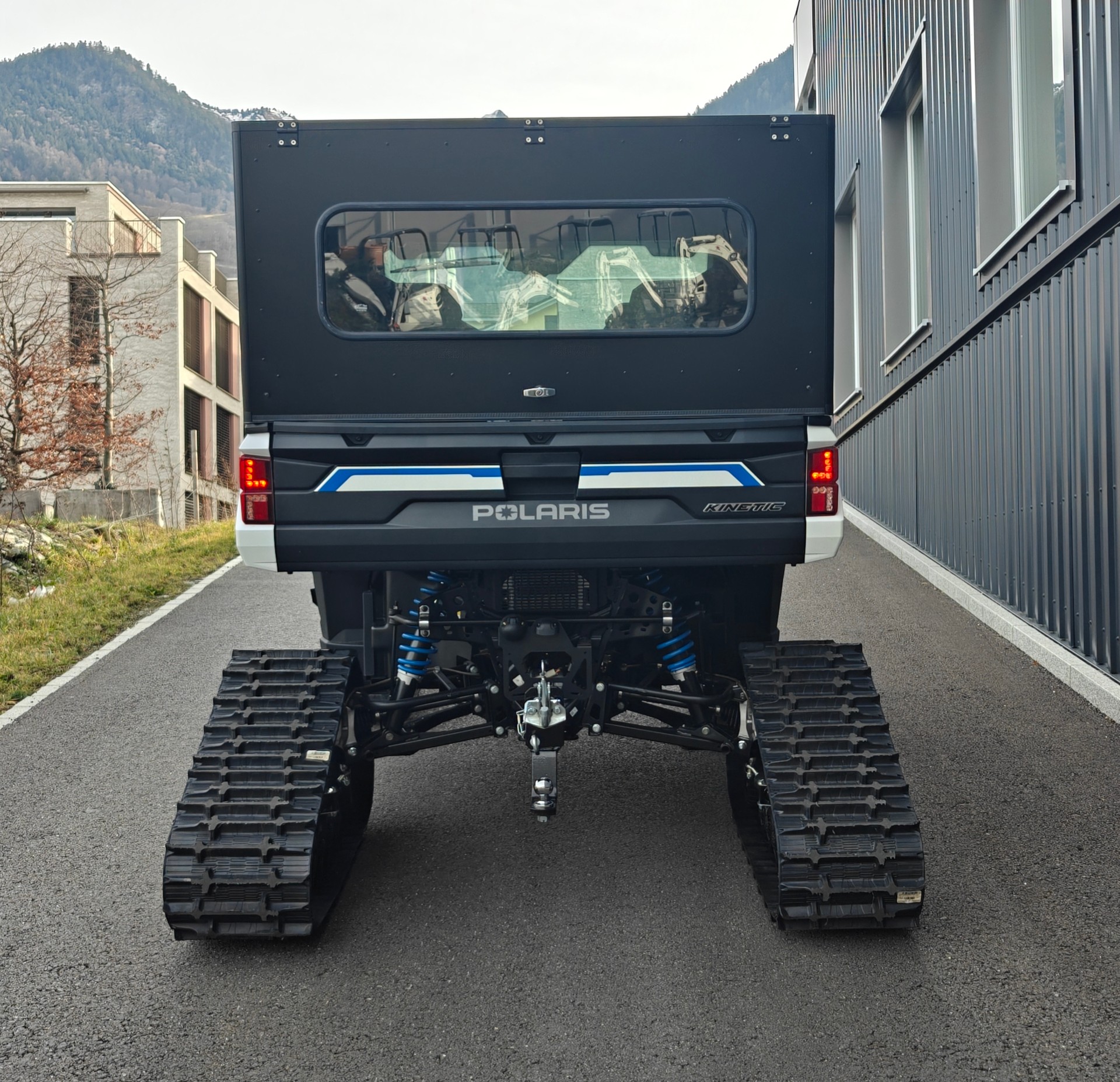 POLARIS Elektro mit 2×Lithium Batterie ( 29,8 kW/h )-showroom-element-2