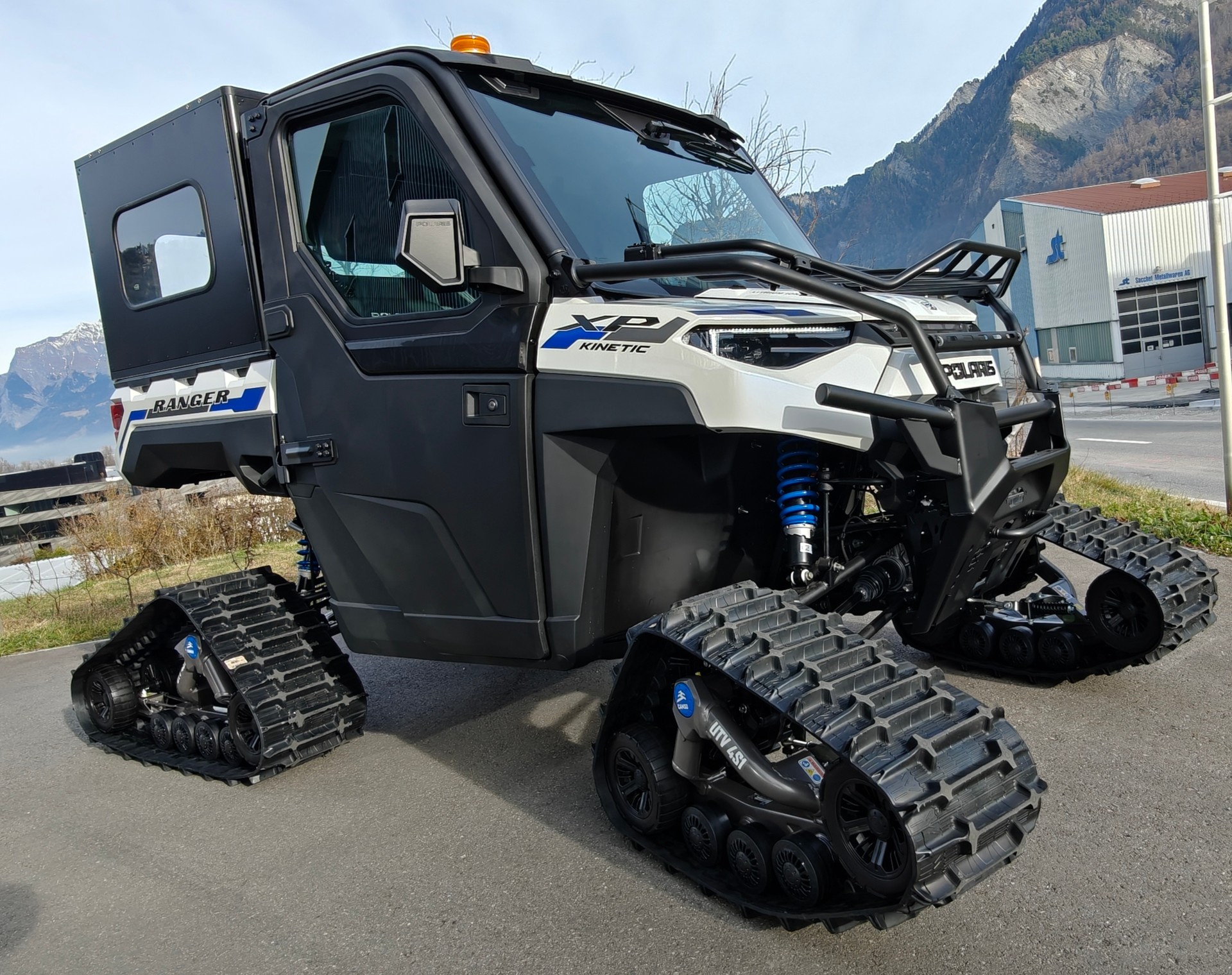 POLARIS Elektro mit 2×Lithium Batterie ( 29,8 kW/h )-showroom-element-1