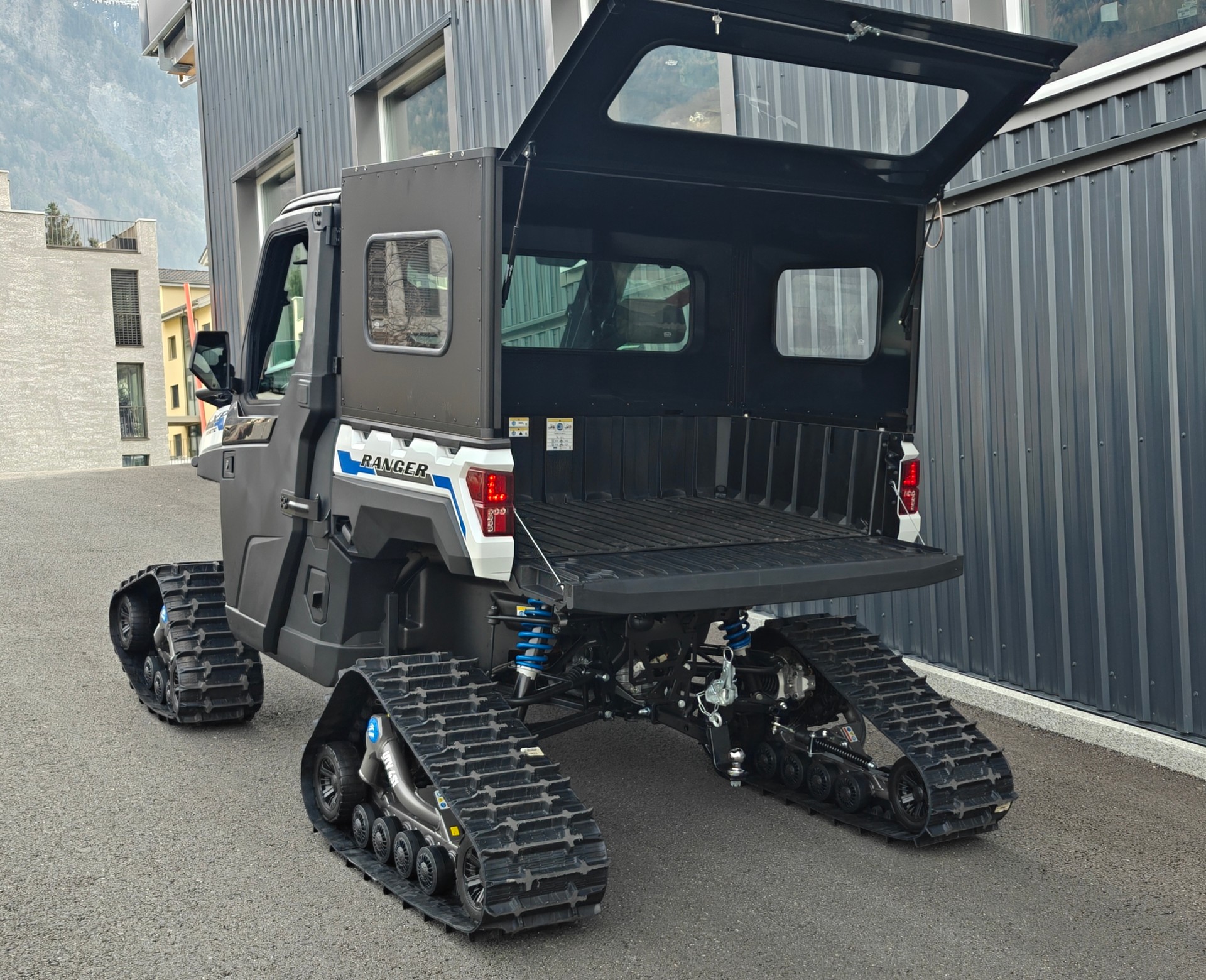 POLARIS Elektro mit 2×Lithium Batterie ( 29,8 kW/h )-image-6
