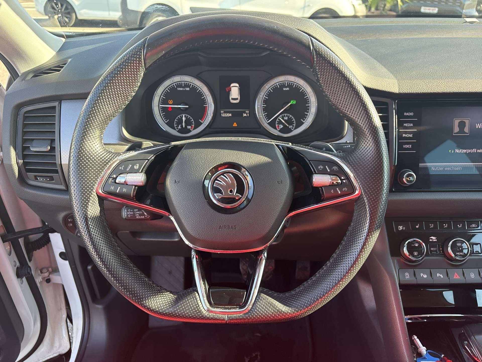 SKODA Kodiaq 2.0 TDi CR Ambition 4x4 DSG-Automat-image-15