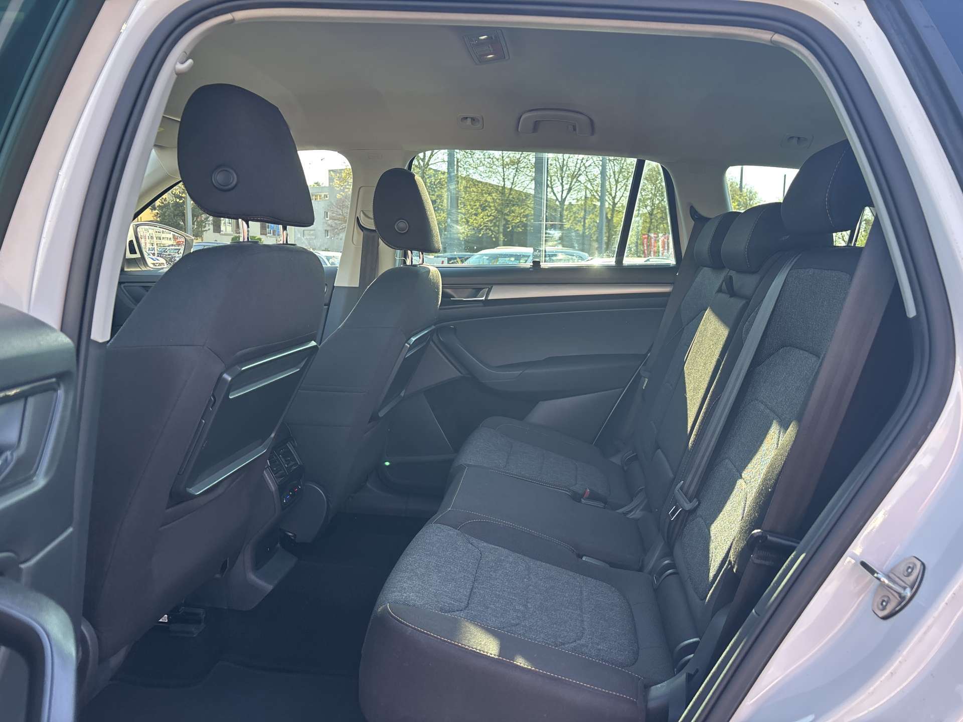 SKODA Kodiaq 2.0 TDi CR Ambition 4x4 DSG-Automat-image-6