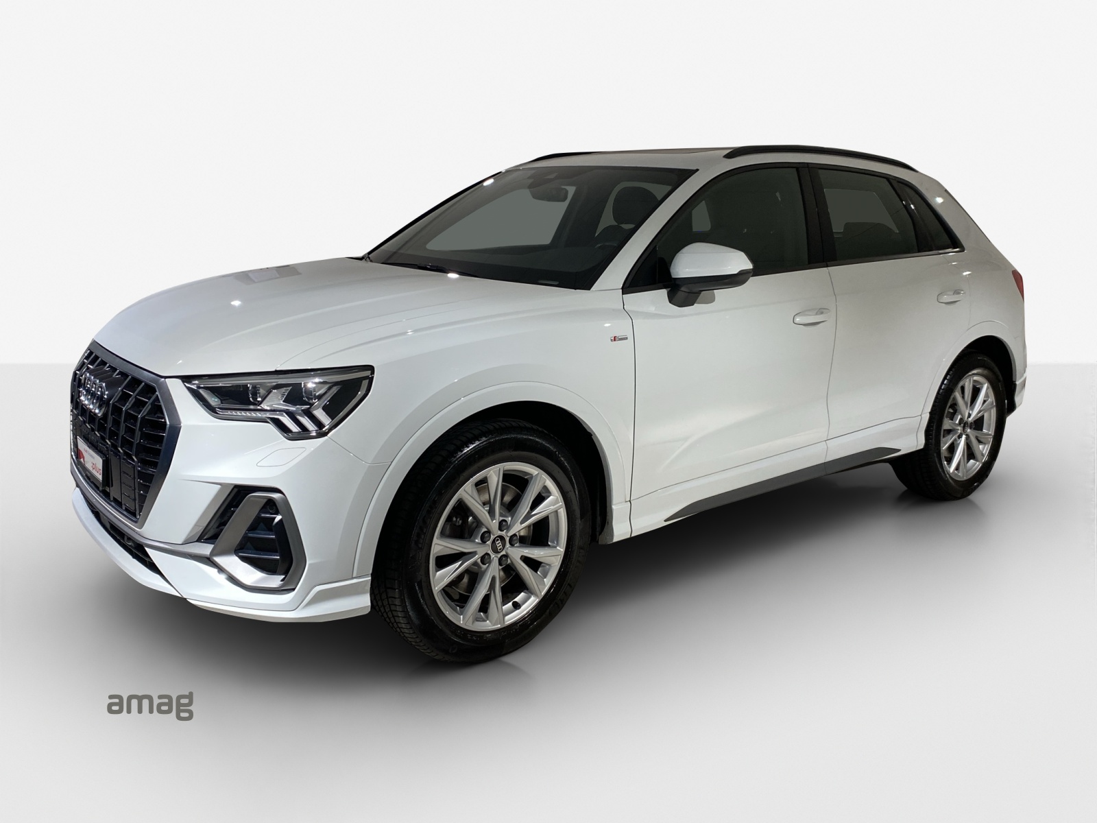 AUDI Q3 40 TDI S line Attraction quattro S-tronic-image-0
