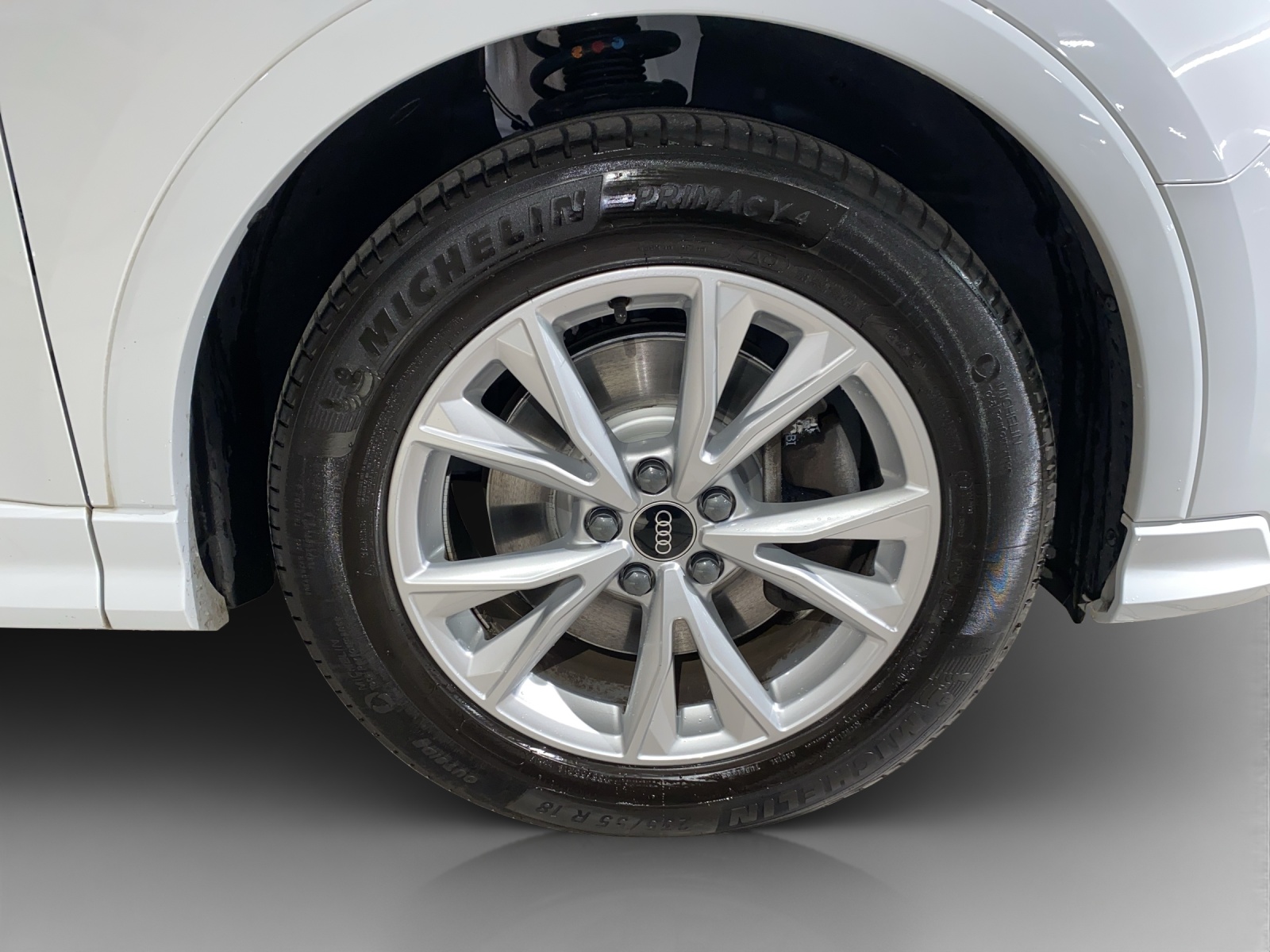 AUDI Q3 40 TDI S line Attraction quattro S-tronic-image-15