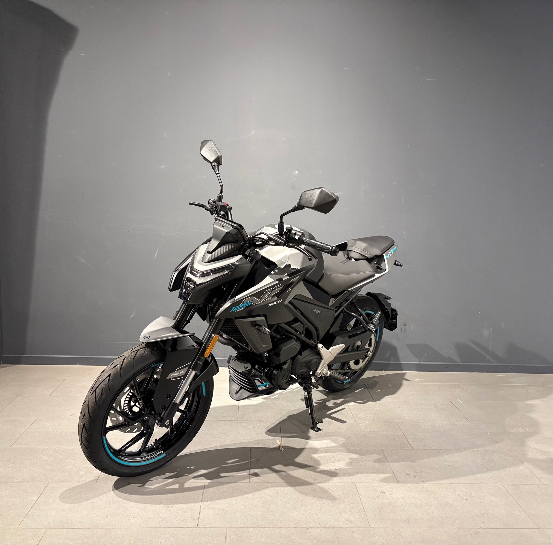 CF MOTO 125NK-showroom-element-2