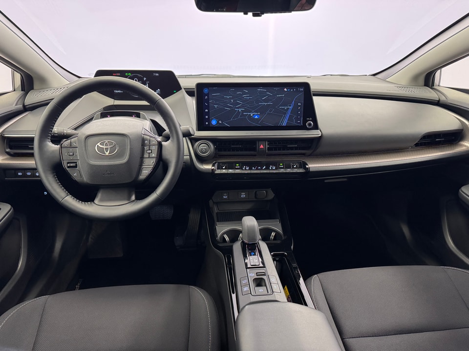 Prius Plug-in Hybrid 2.0 Style