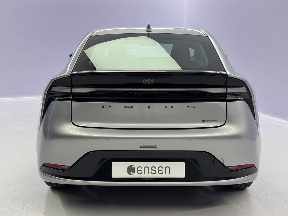 Prius Plug-in Hybrid 2.0 Style