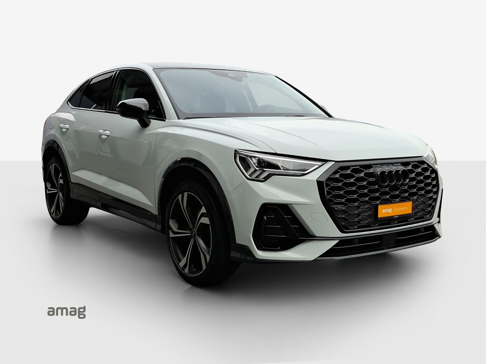 AUDI Q3 Sportback 35 TFSI S line Attraction S-tronic-image-5