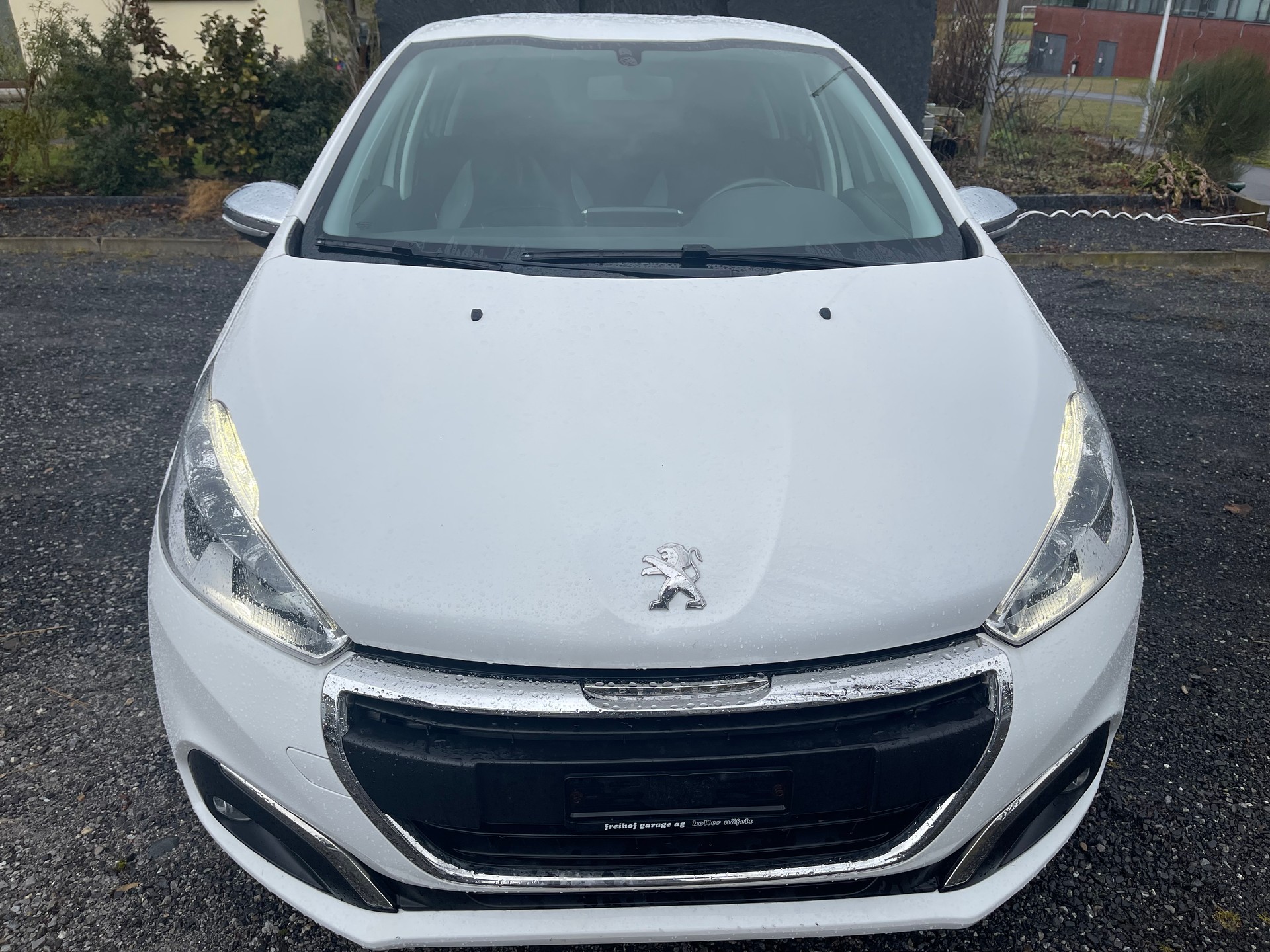 PEUGEOT 208 1.2 PureTech Active-image-0