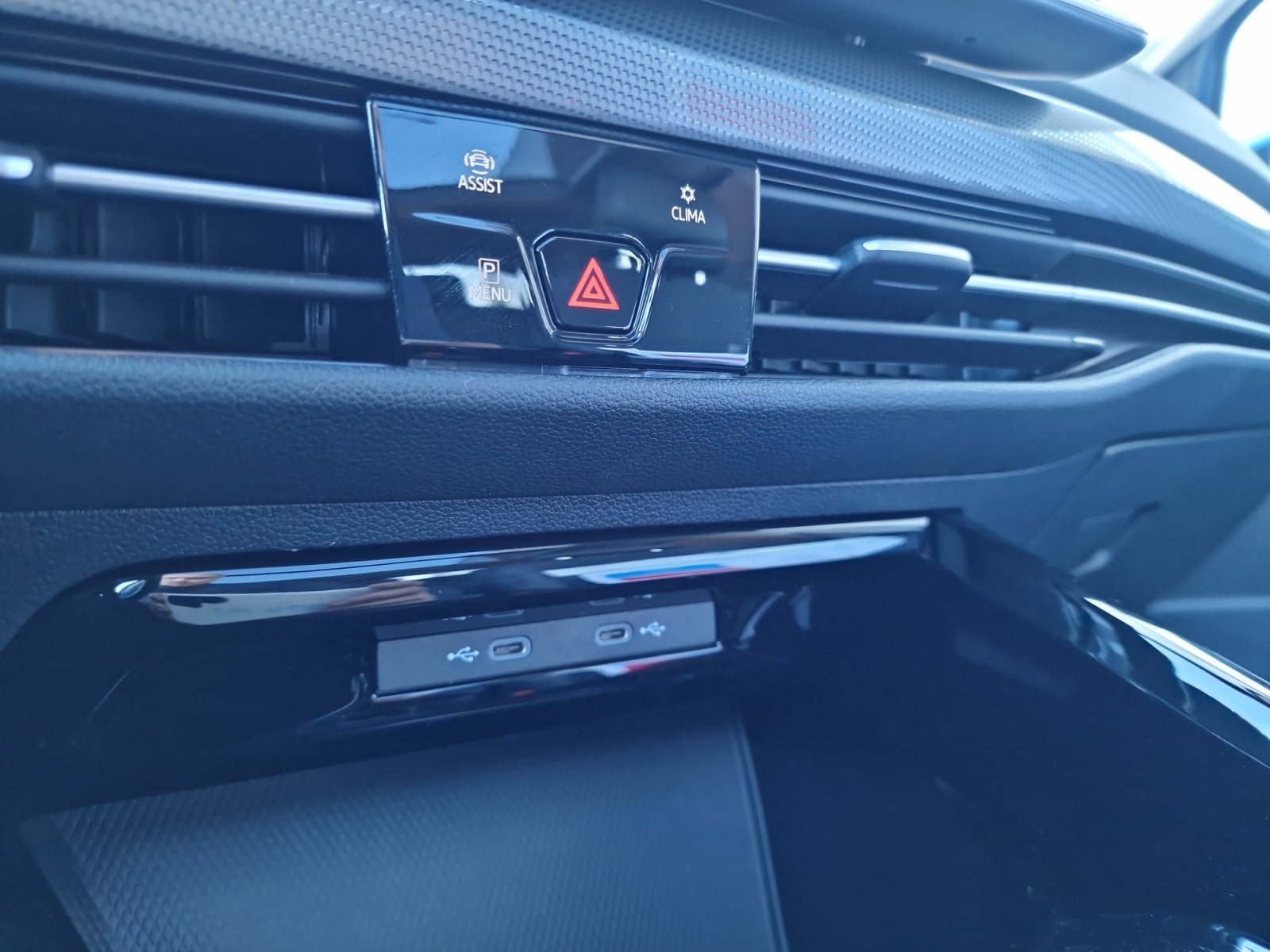 VW Golf Variant 1.5 eTSI mHEV Style DSG Panorama-image-20