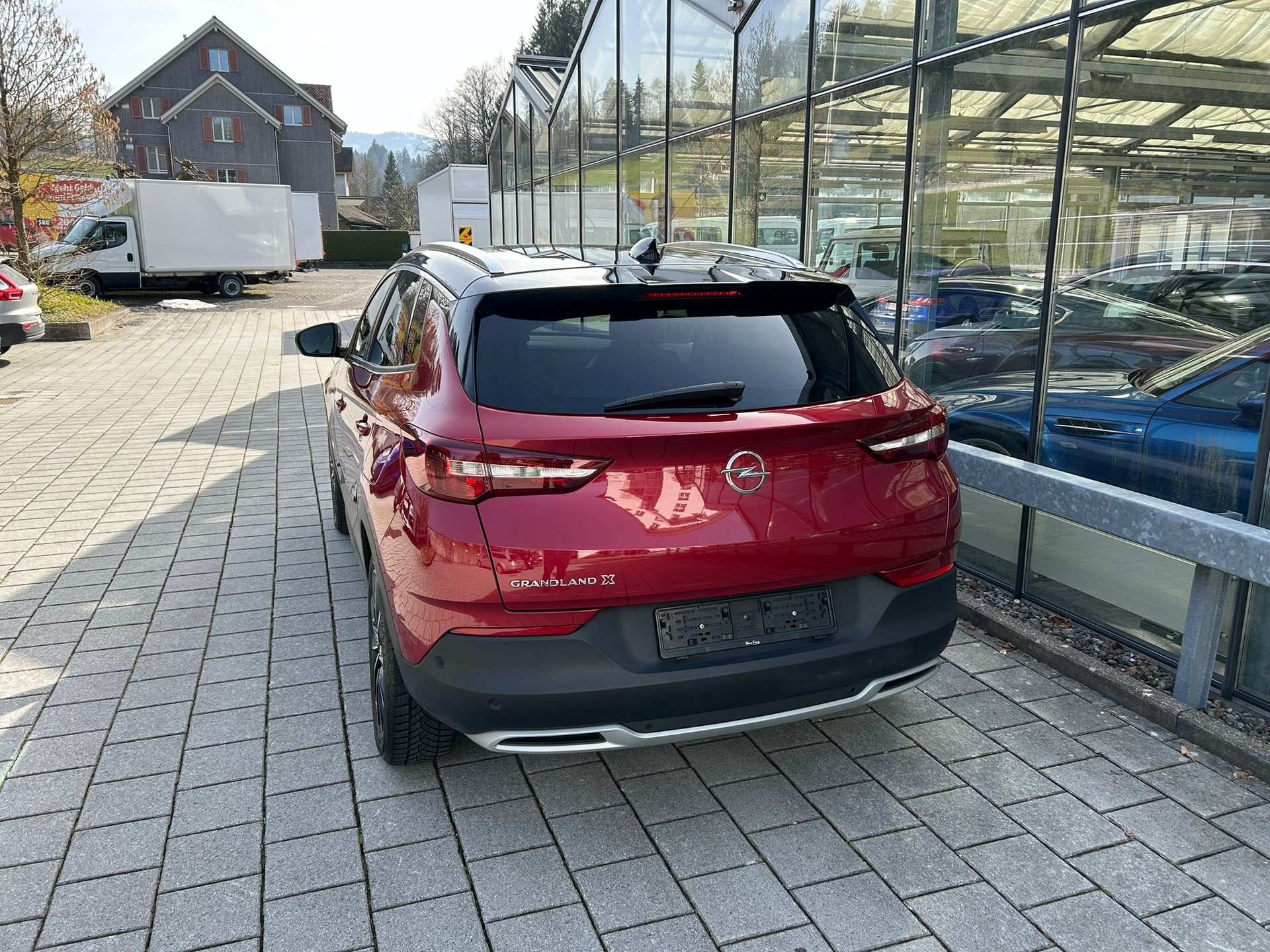 OPEL Grandland X 1.6 Hybrid4 Excellence Automatik-image-4