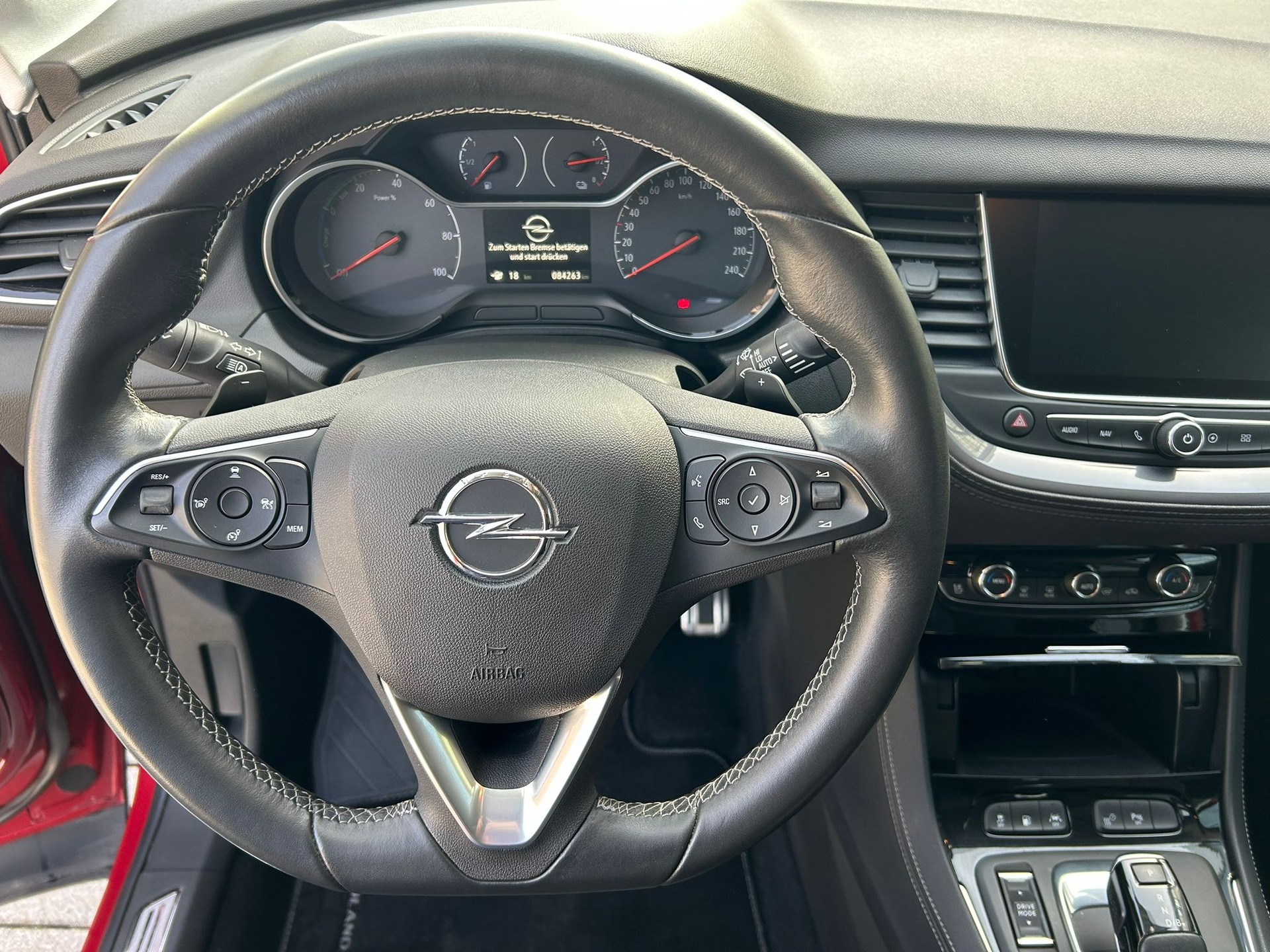 OPEL Grandland X 1.6 Hybrid4 Excellence Automatik-image-7