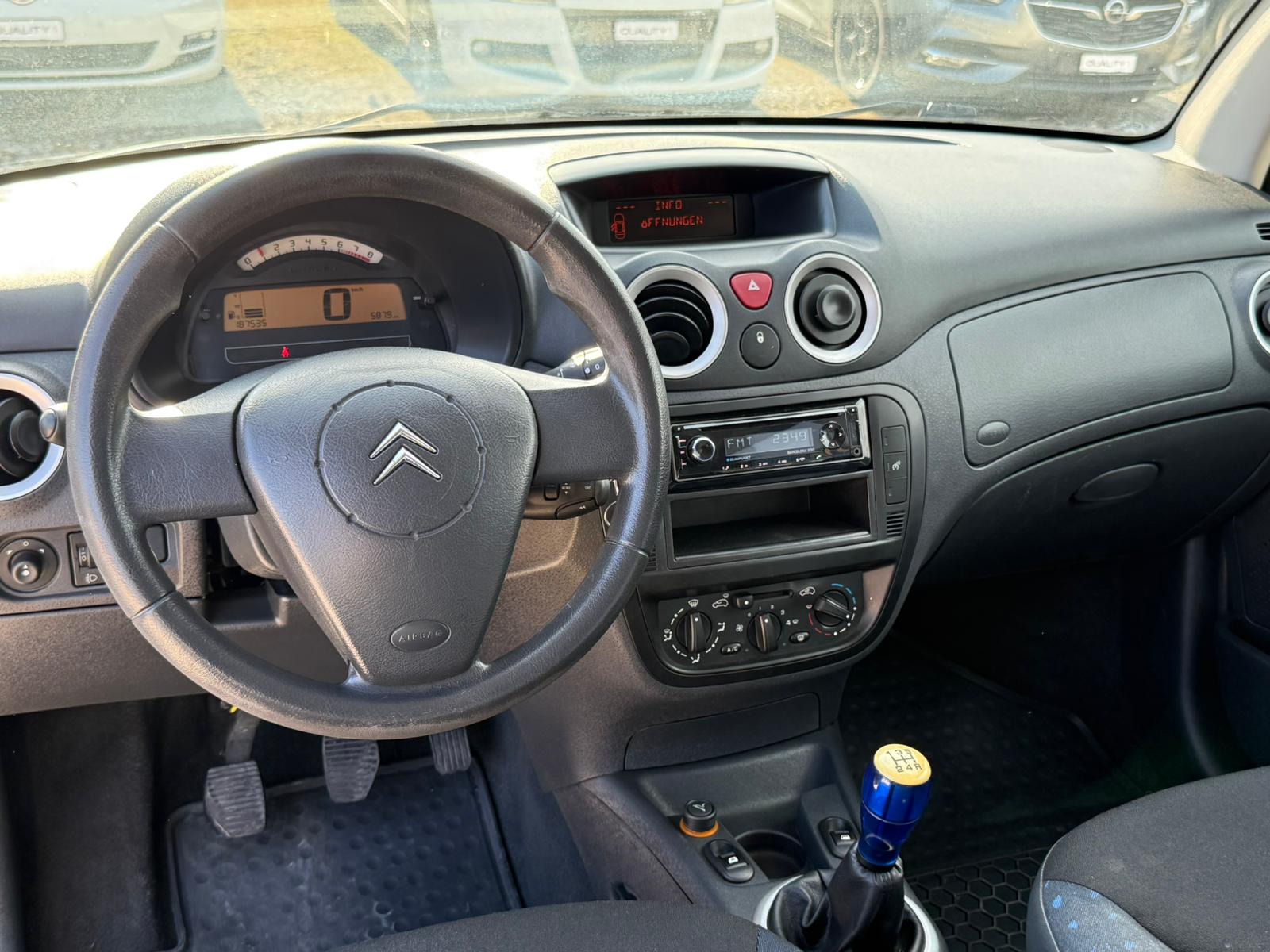 CITROEN C3 1.4i Edition-image-14