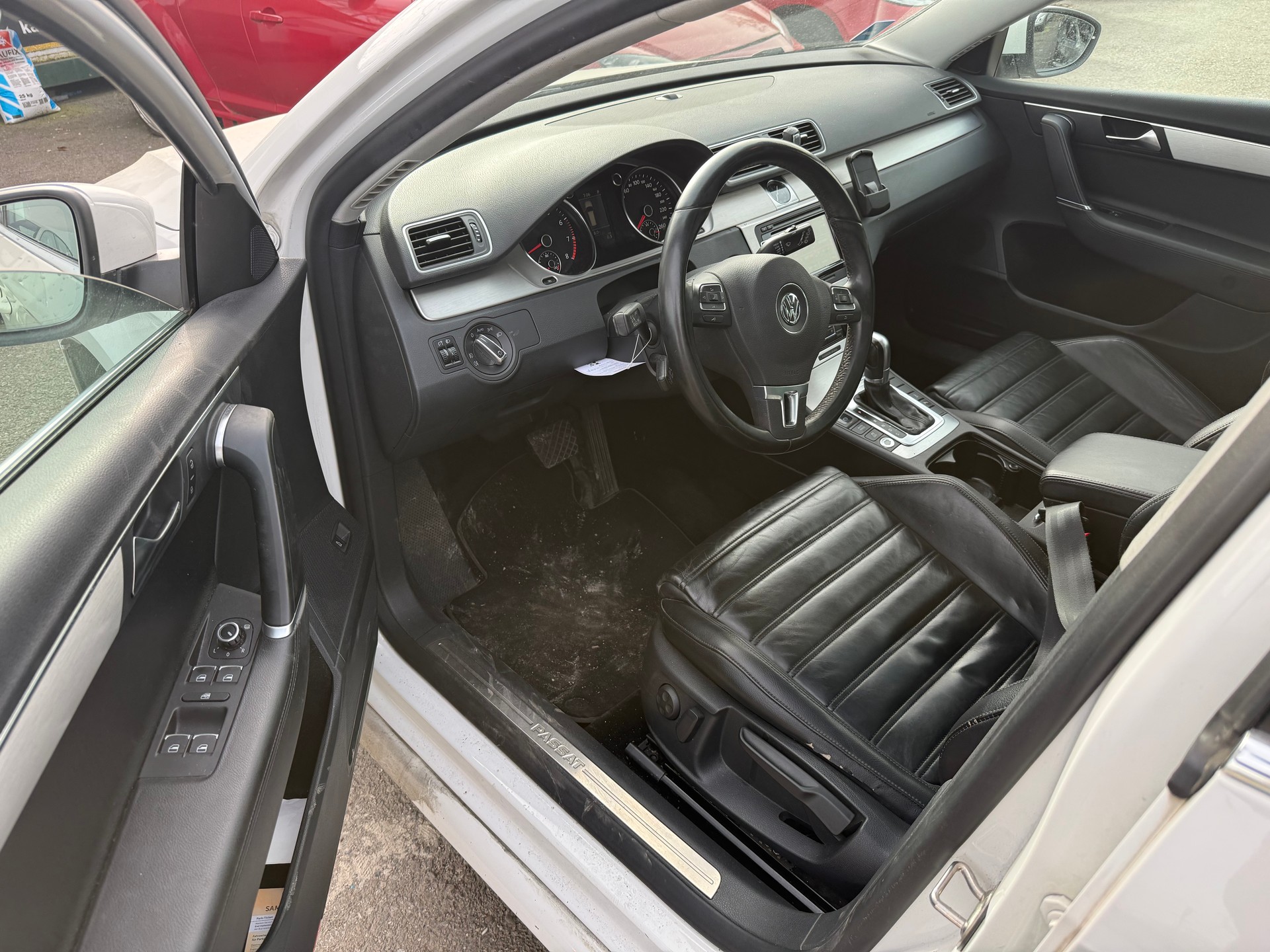 VW Passat Variant 1.8 TSI Comfortline DSG-image-9