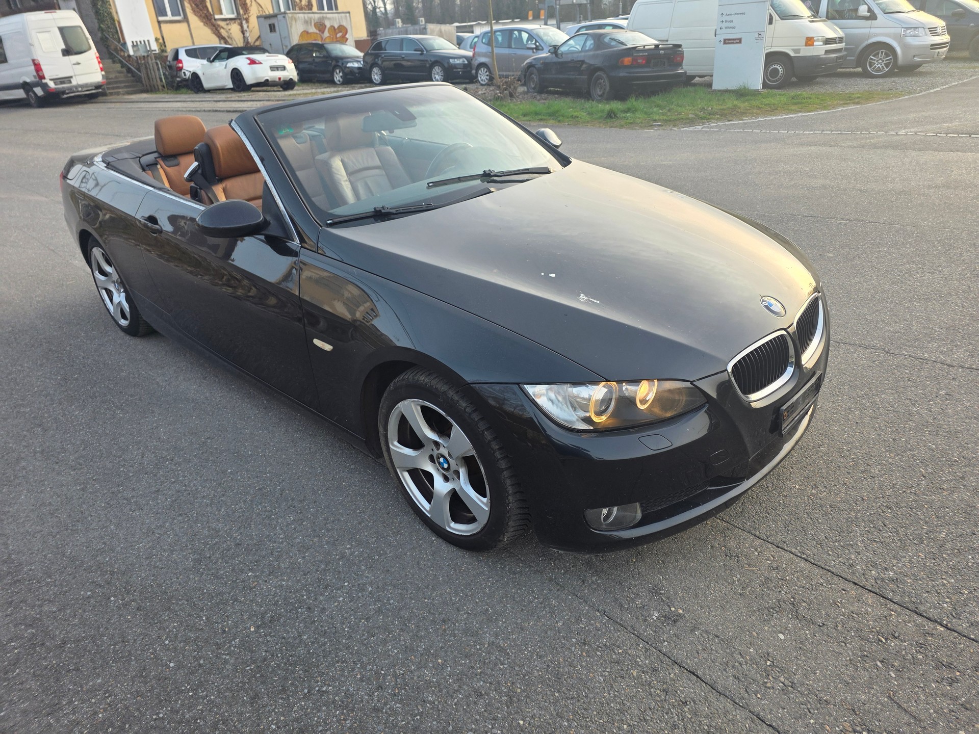 BMW 320Ci Cabriolet-image-2