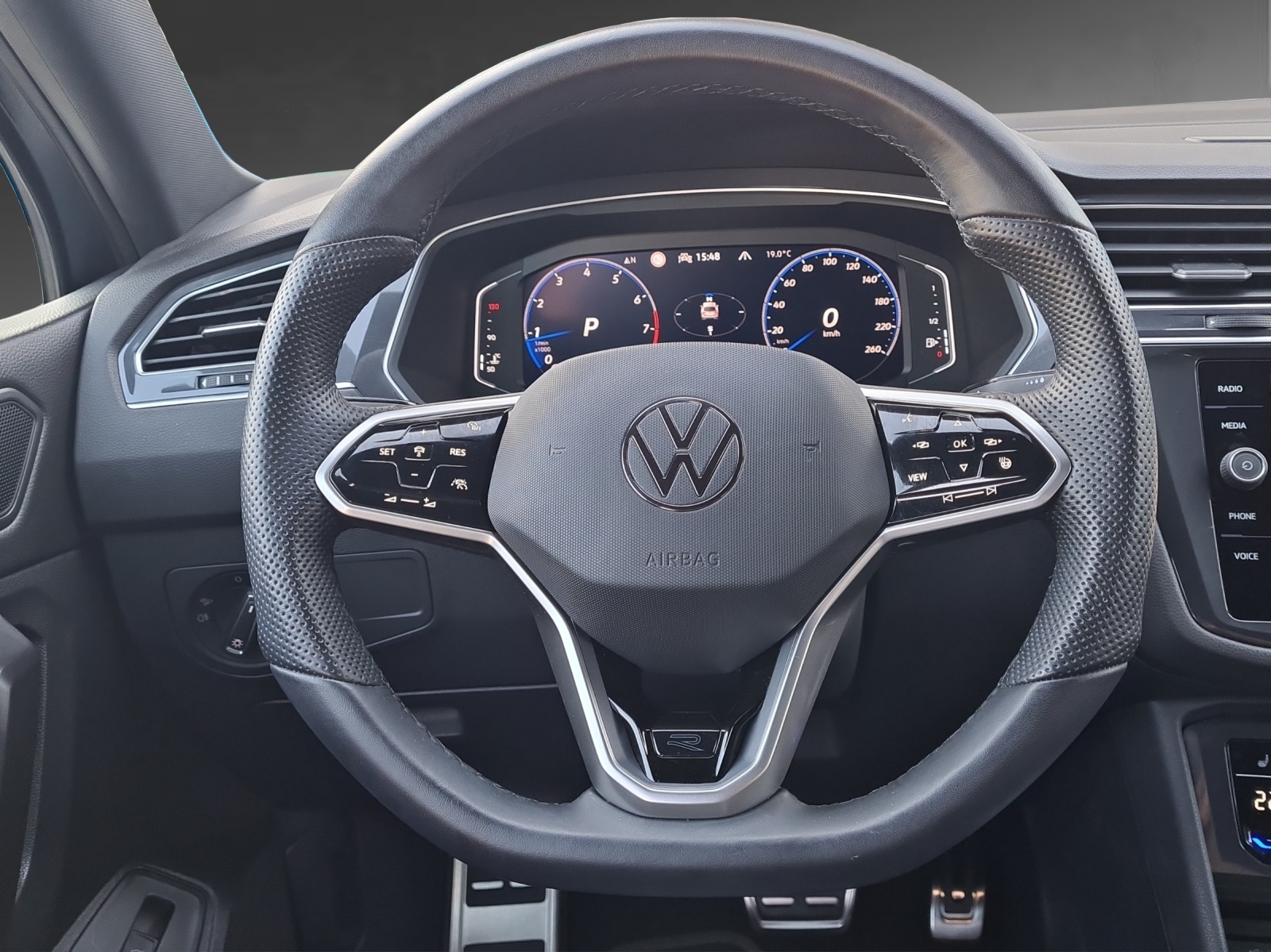 VW Tiguan Allspace 2.0TSI R-Line 4Motion DSG-image-8