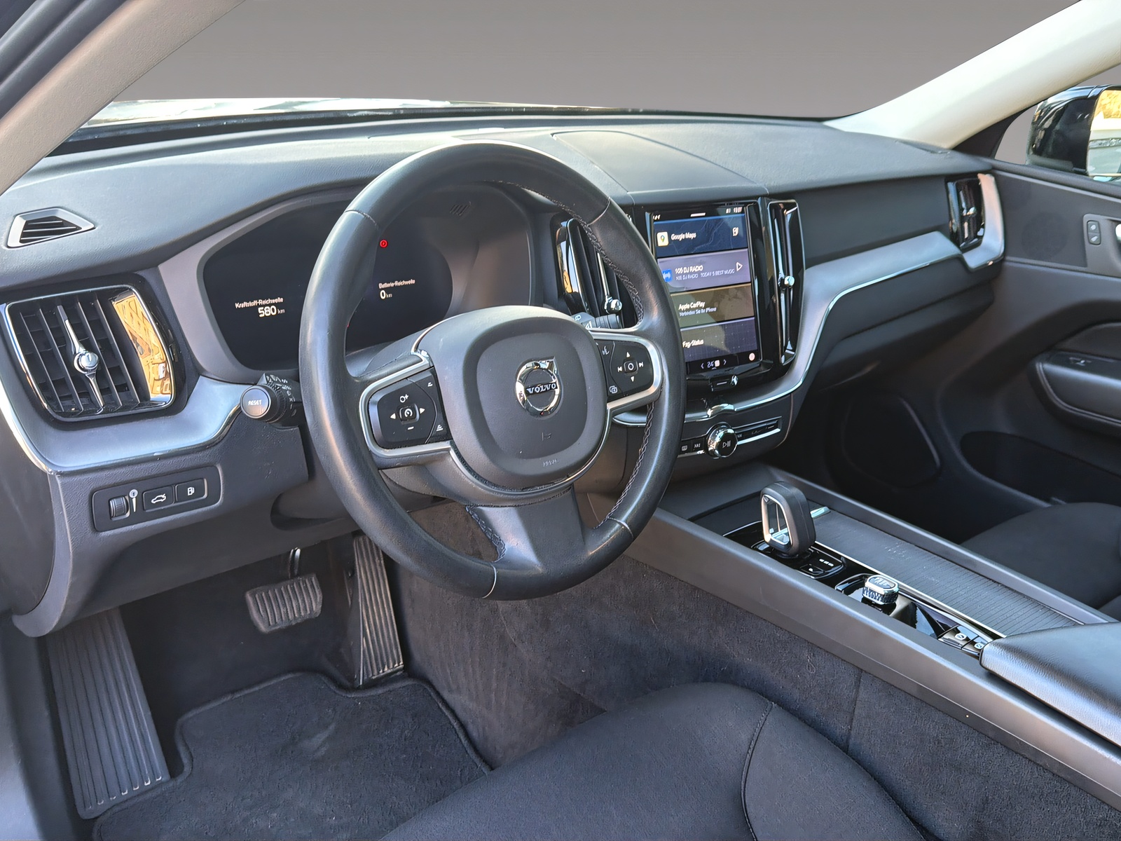 VOLVO XC60 2.0 T6 TE Inscription Expression eAWD-image-9