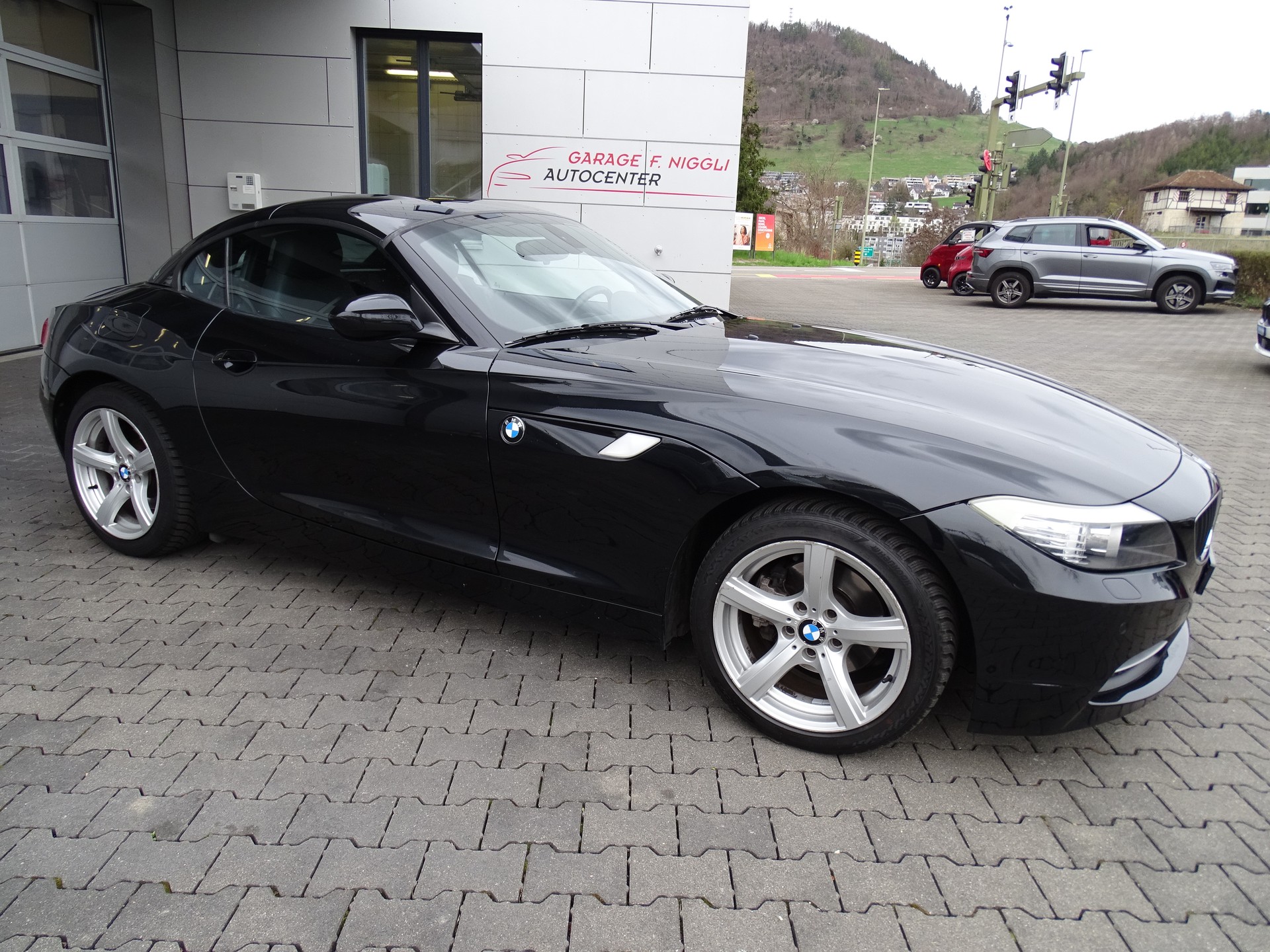 BMW Z4 sDrive20i Steptronic-showroom-element-2
