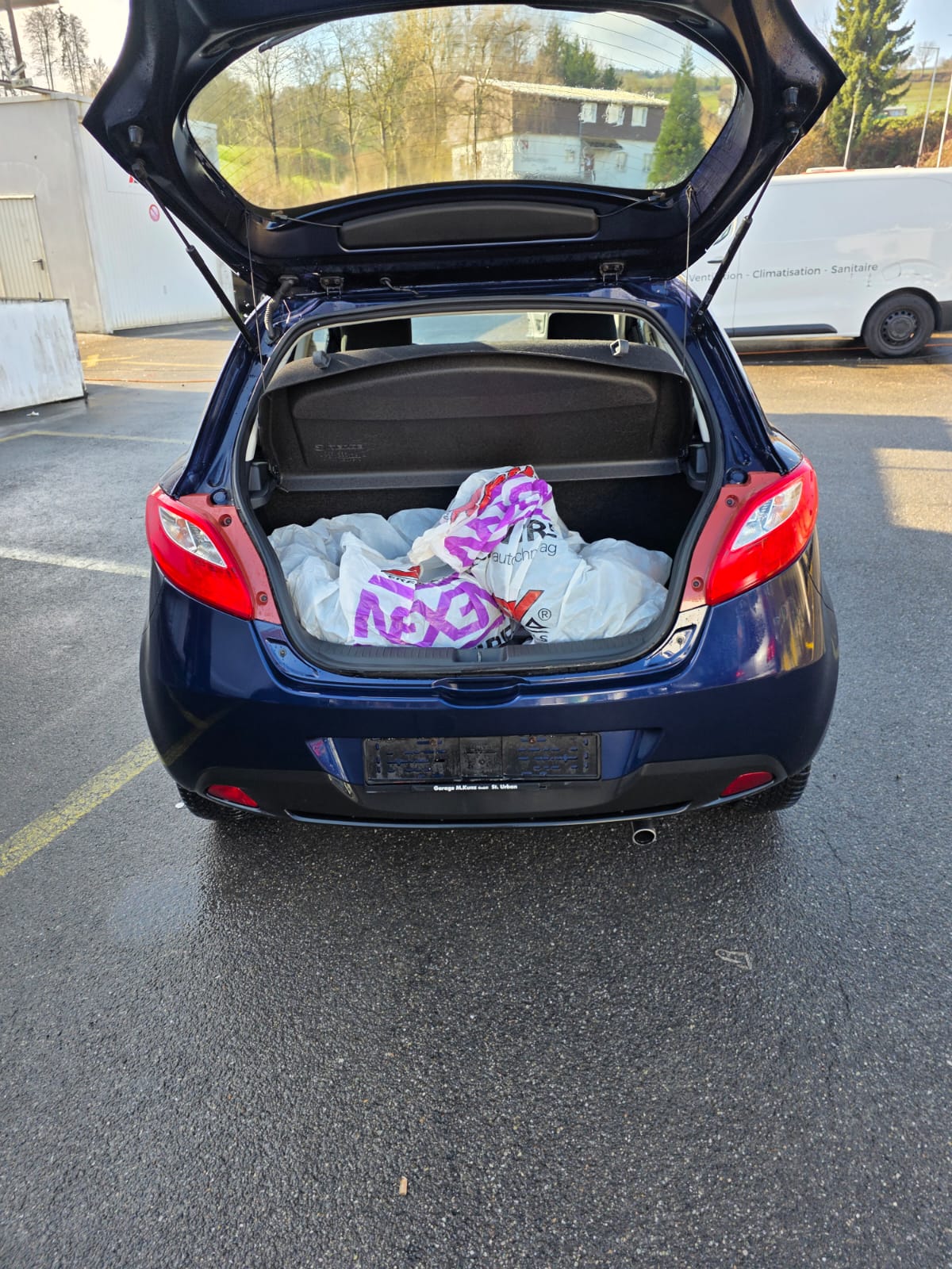 MAZDA 2 1.3i 16V Confort-image-10