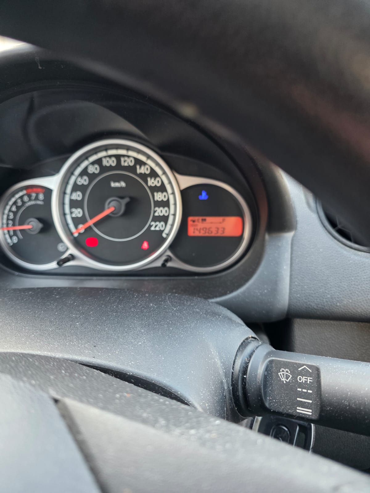 MAZDA 2 1.3i 16V Confort-image-11