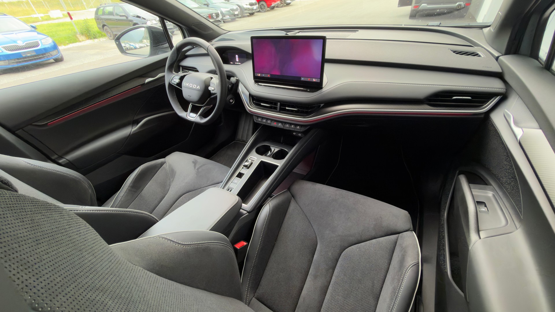 SKODA Enyaq 85x SportLine-image-6