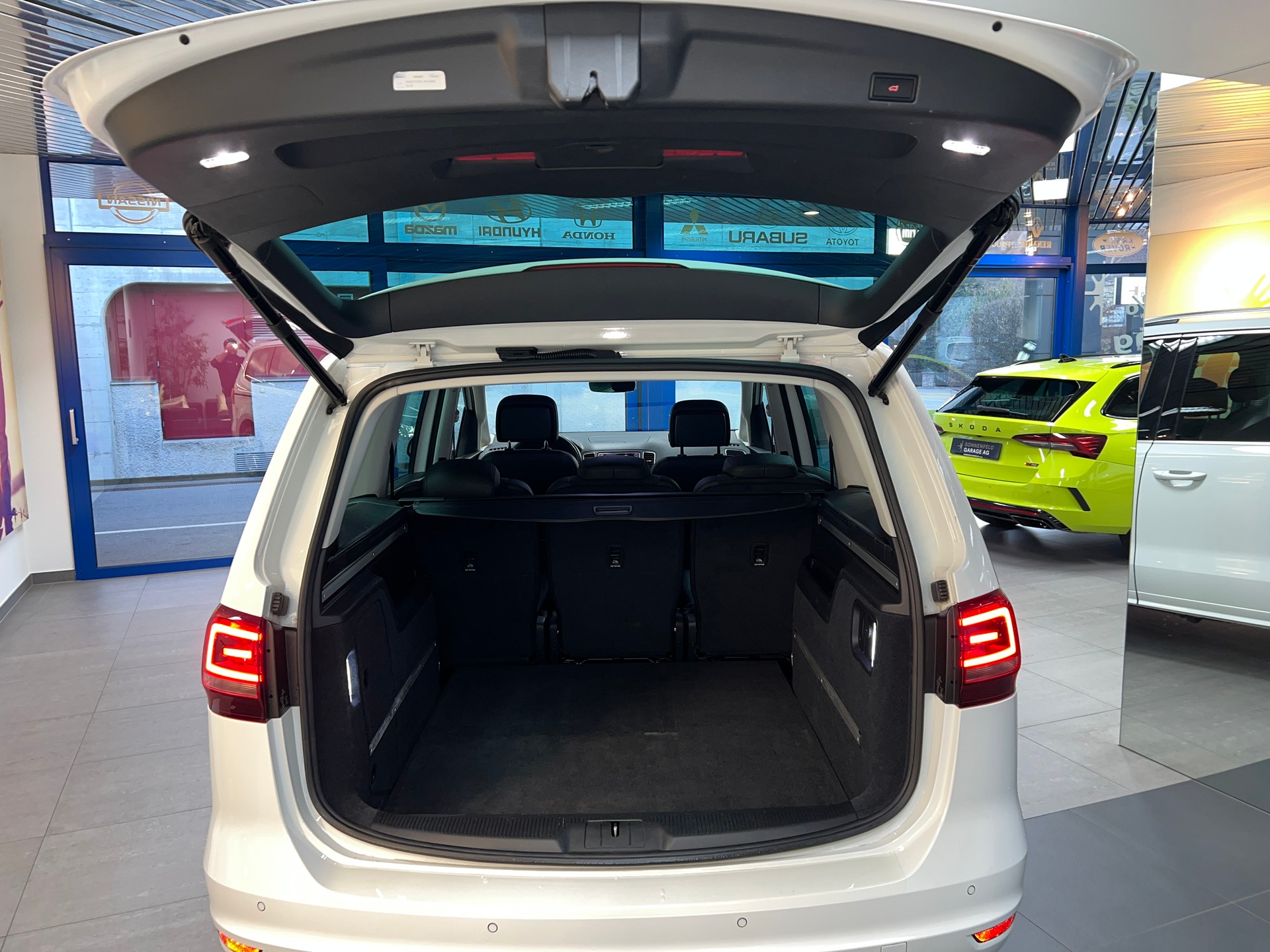 VW Sharan 2.0 TDI BMT Highline 4Motion DSG-image-26