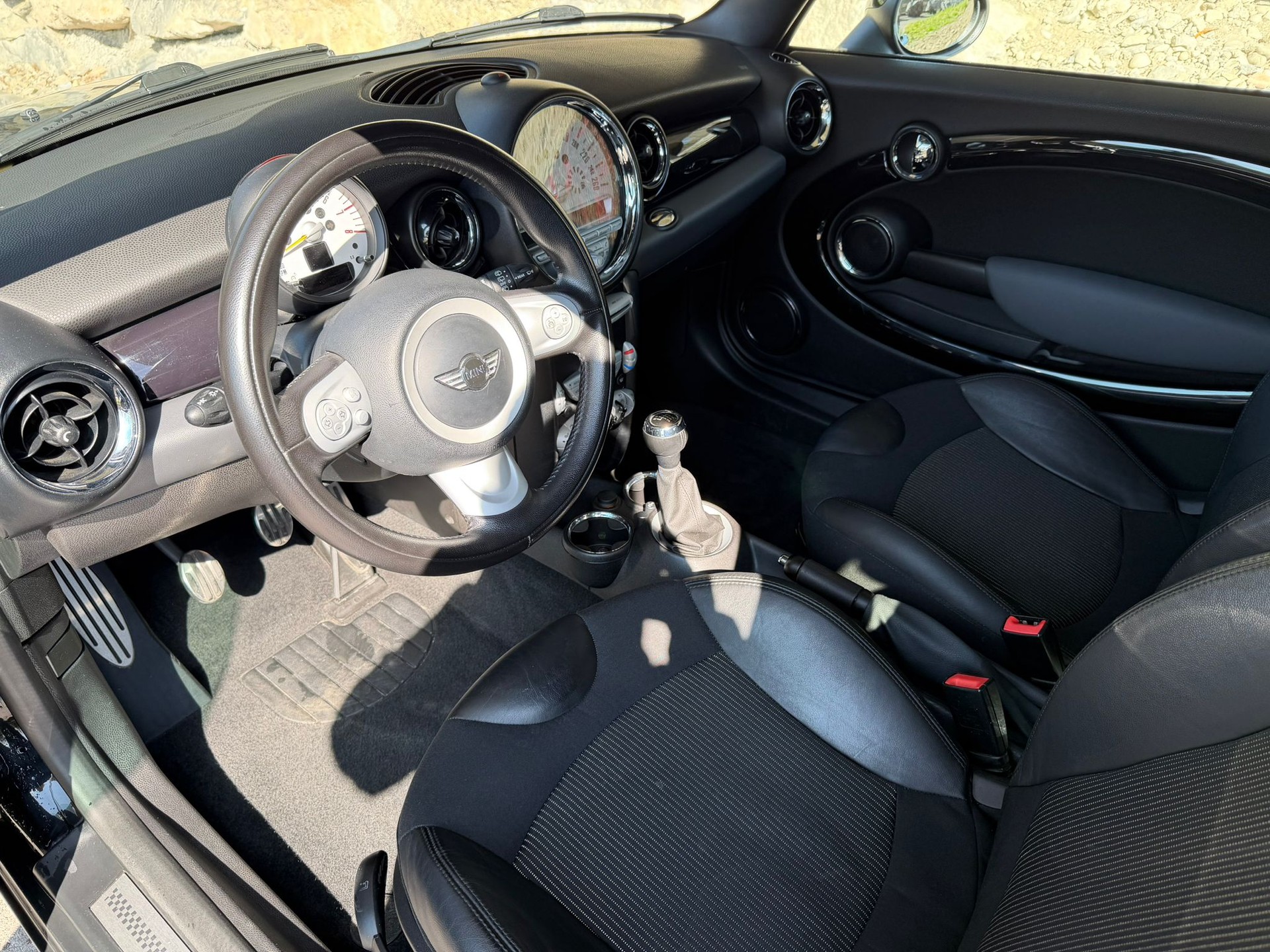 MINI Cooper S-image-6