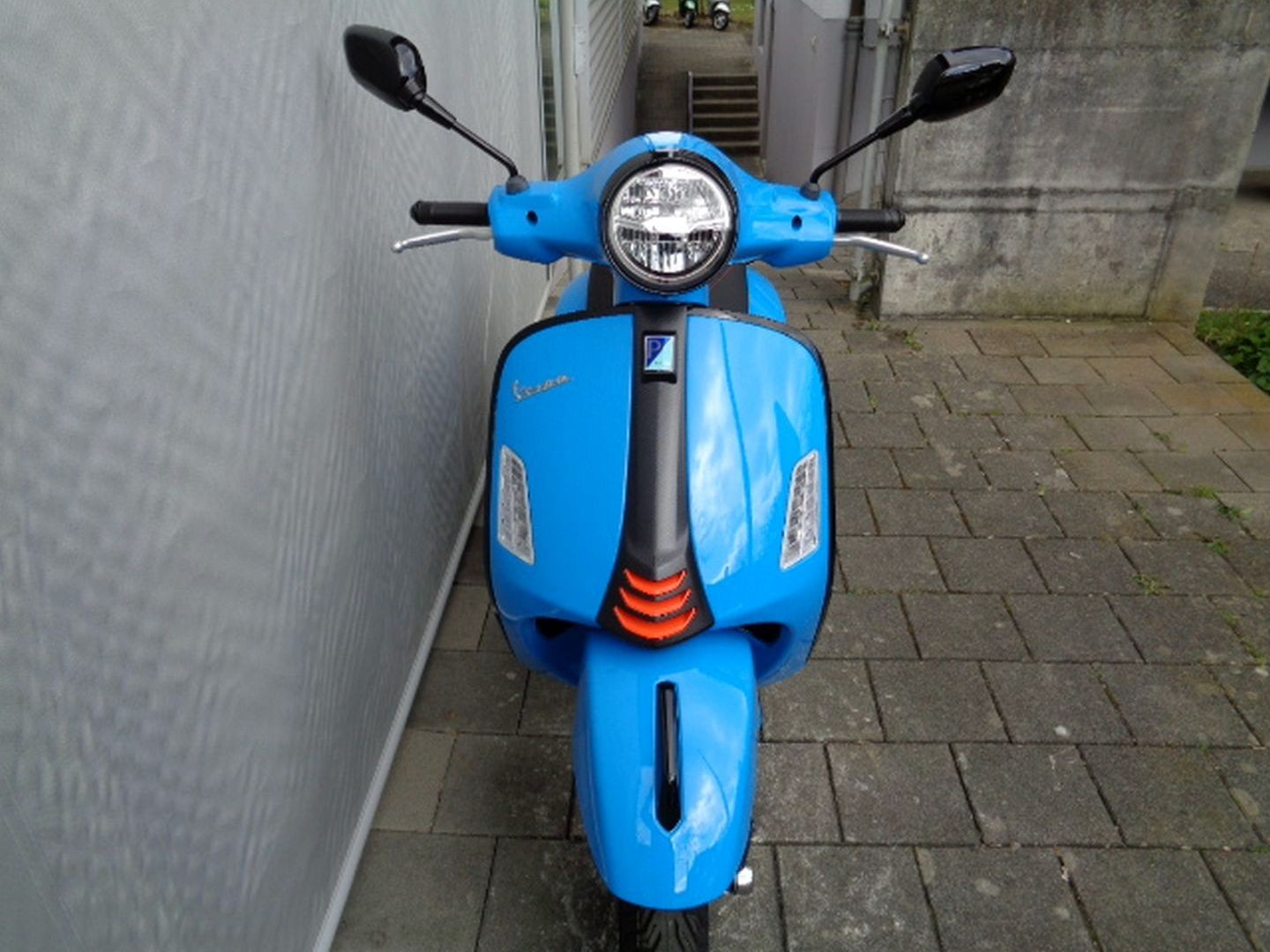 PIAGGIO VESPA GTS SUPER SPORT 310 E5-showroom-element-2