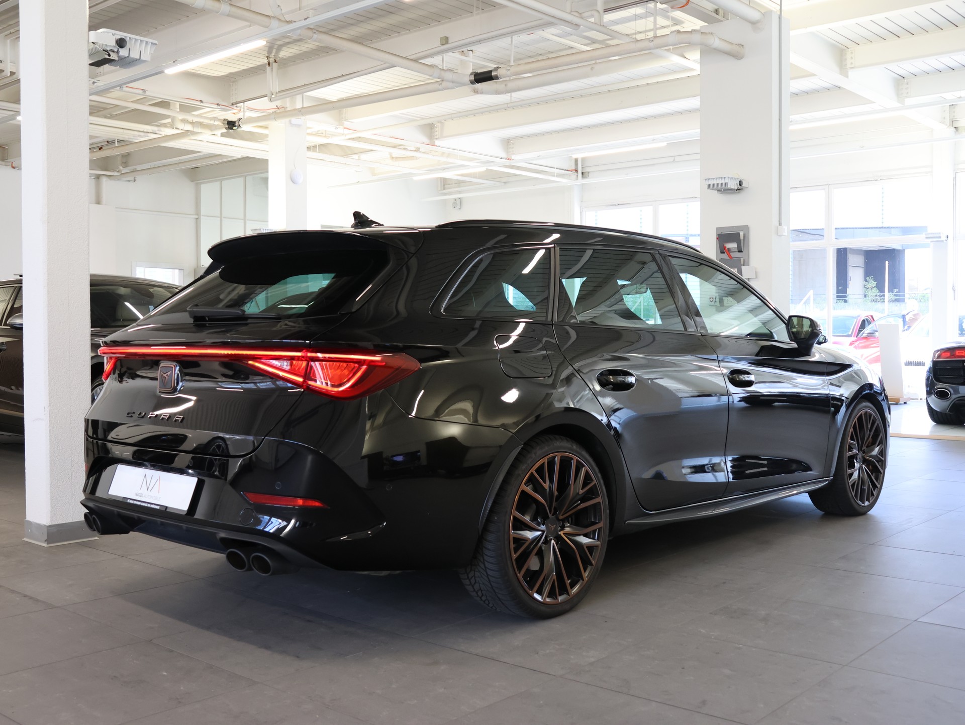 CUPRA LEON ST 2.0 TSI VZ CUP DSG 4Drive*Sportstourer* Performance Abgassanlage* *Anhängerkupplung*-image-5