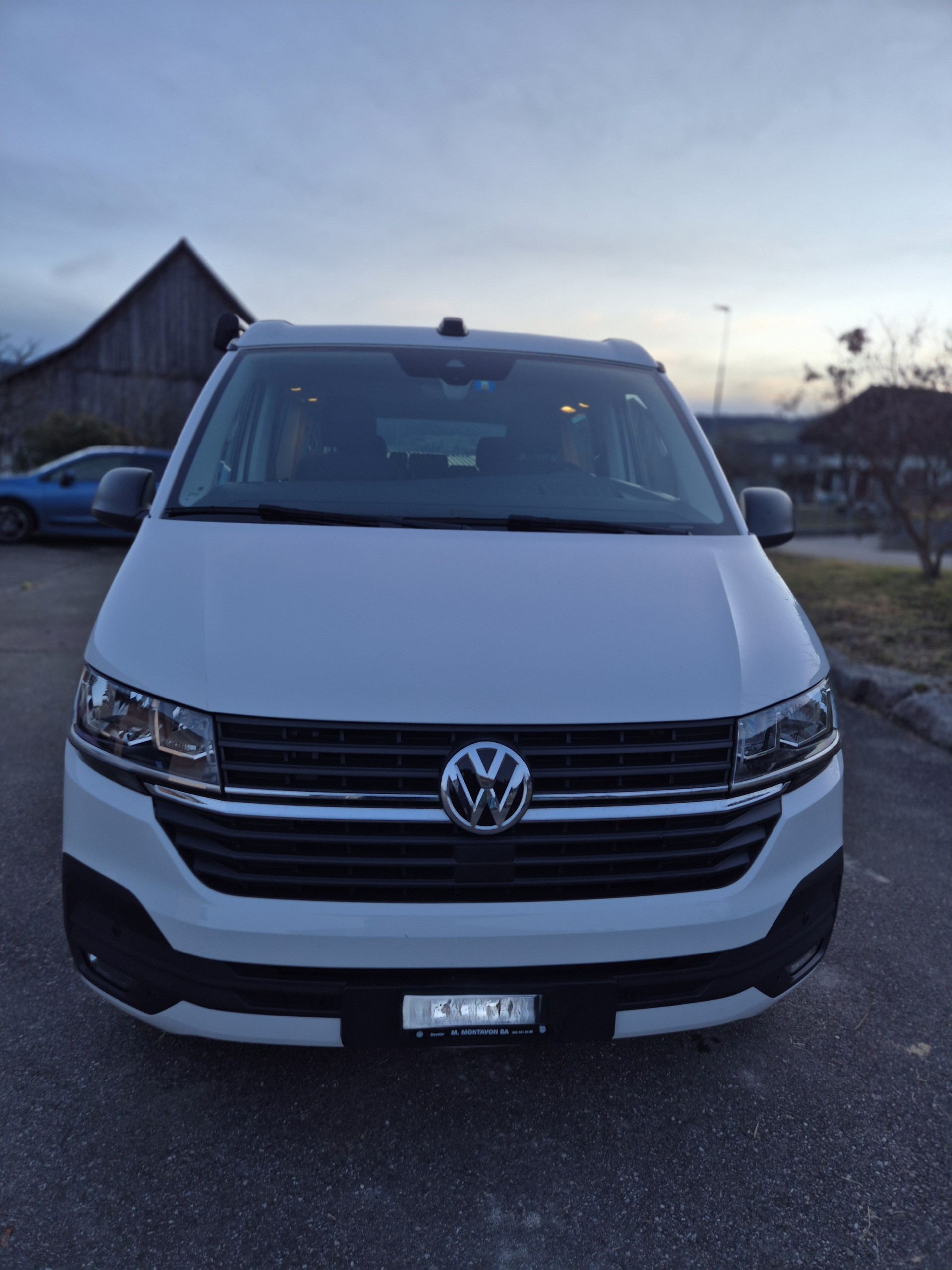 VW T6.1 California 2.0 TDI Beach Edition Liberty-image-4