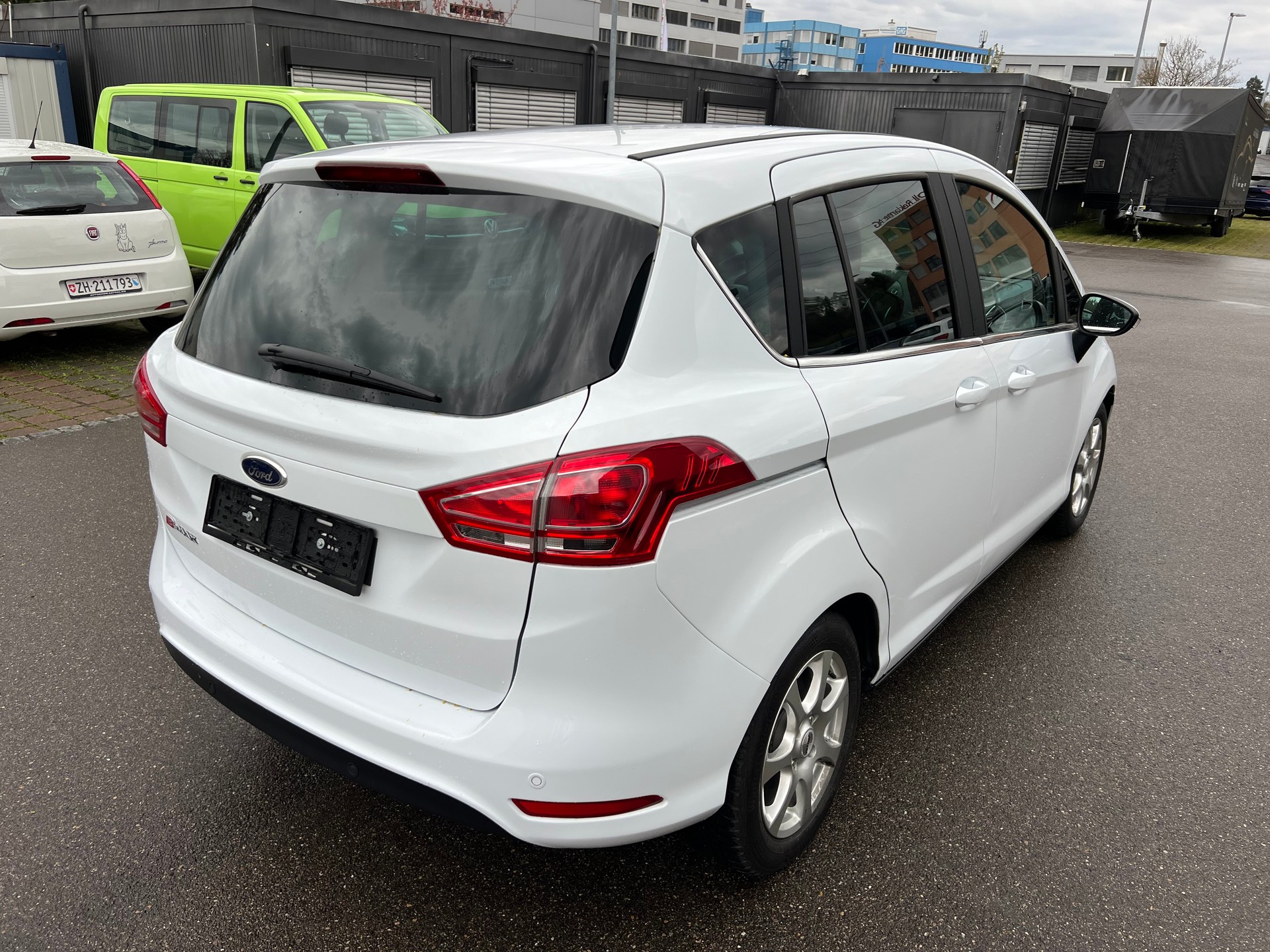 FORD B-Max 1.6 Ti-VCT Titanium PowerShift-image-4