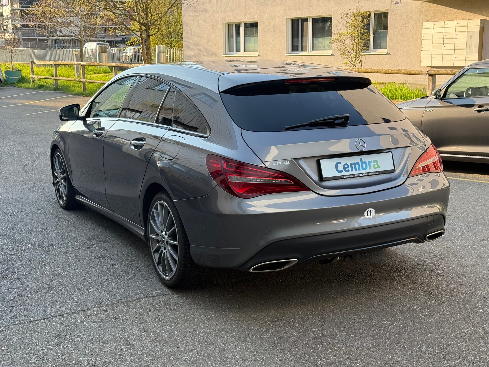 MERCEDES-BENZ CLA Shooting Brake 200 Urban 7G-DCT-image-5