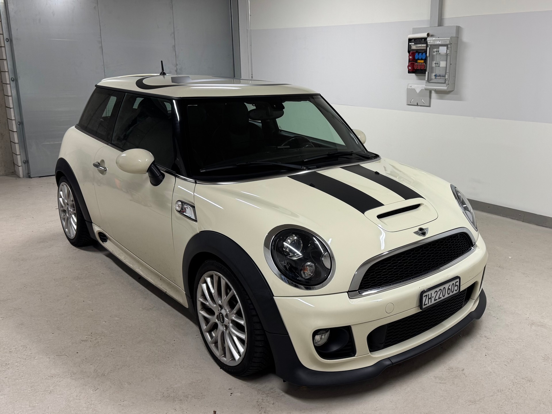 MINI Cooper S-image-0