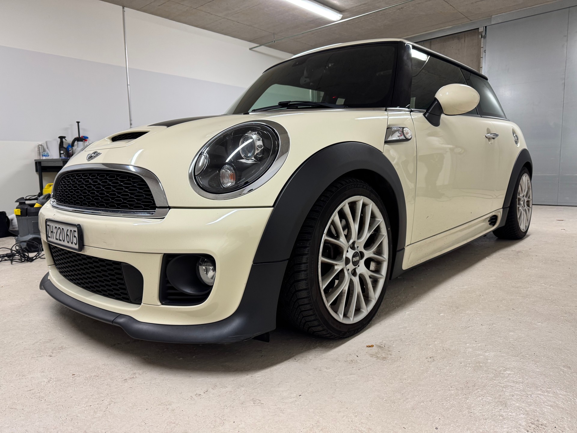 MINI Cooper S-image-1