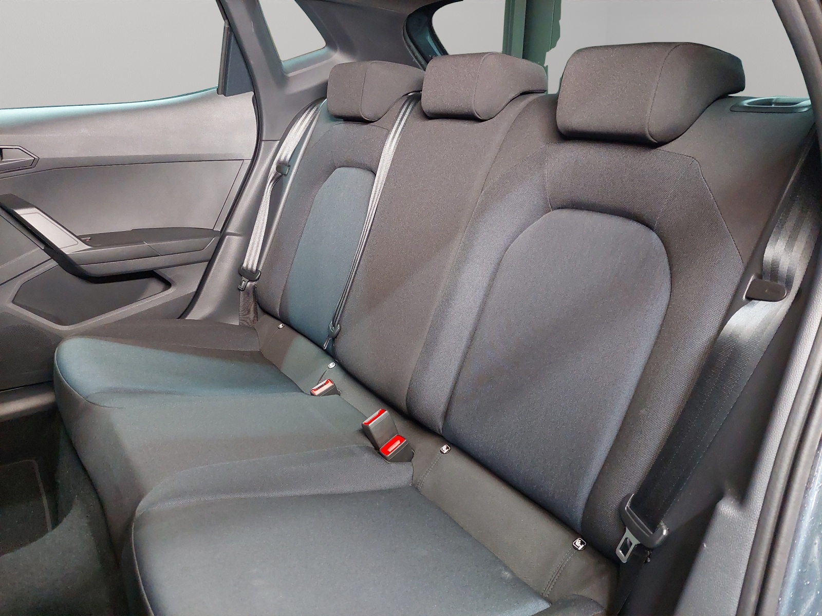 SEAT Ibiza 1.0 EcoTSI Hola FR DSG-image-7