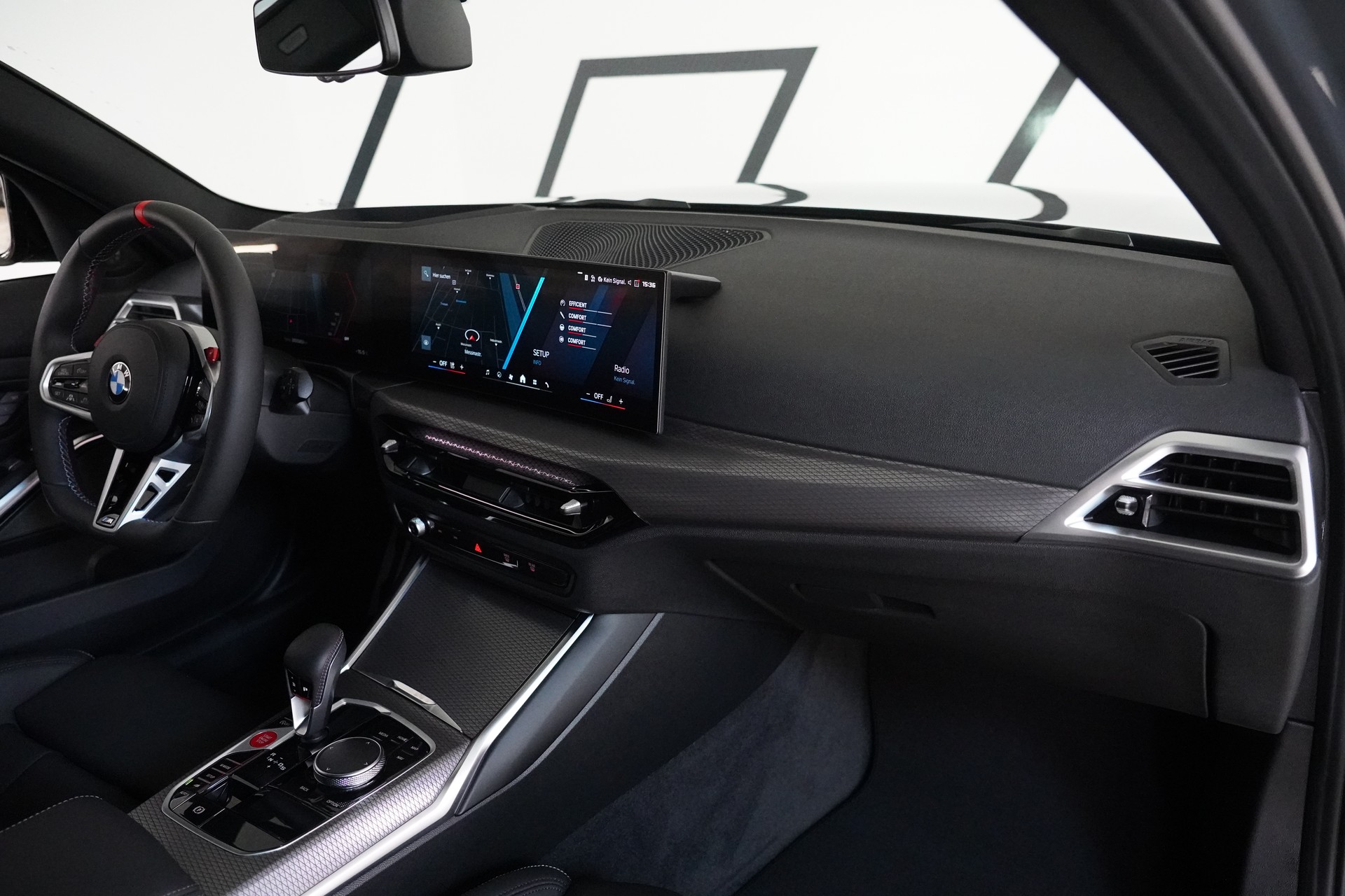 BMW M3 Touring xDrive Competition M-image-16