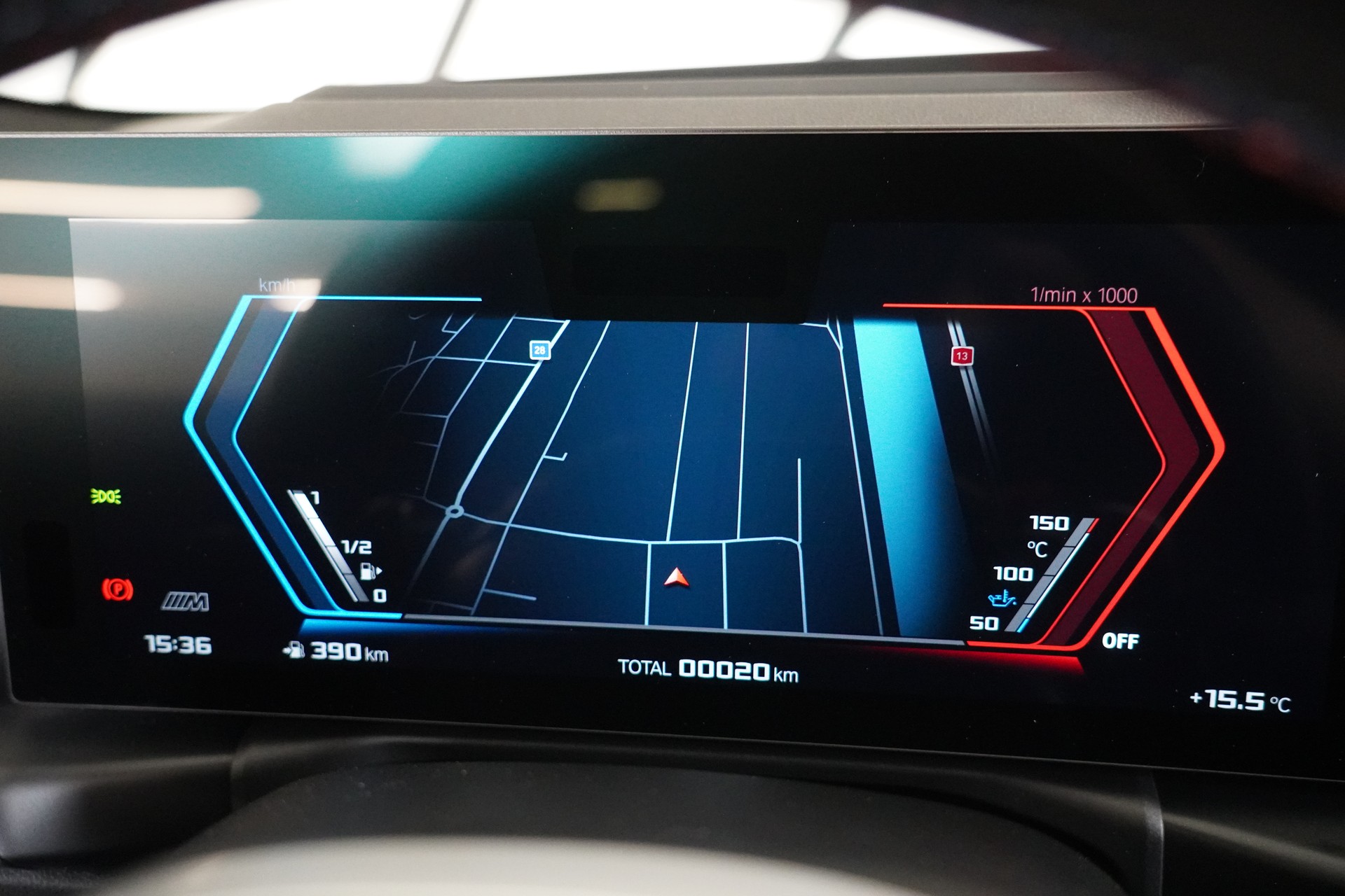 BMW M3 Touring xDrive Competition M-image-21