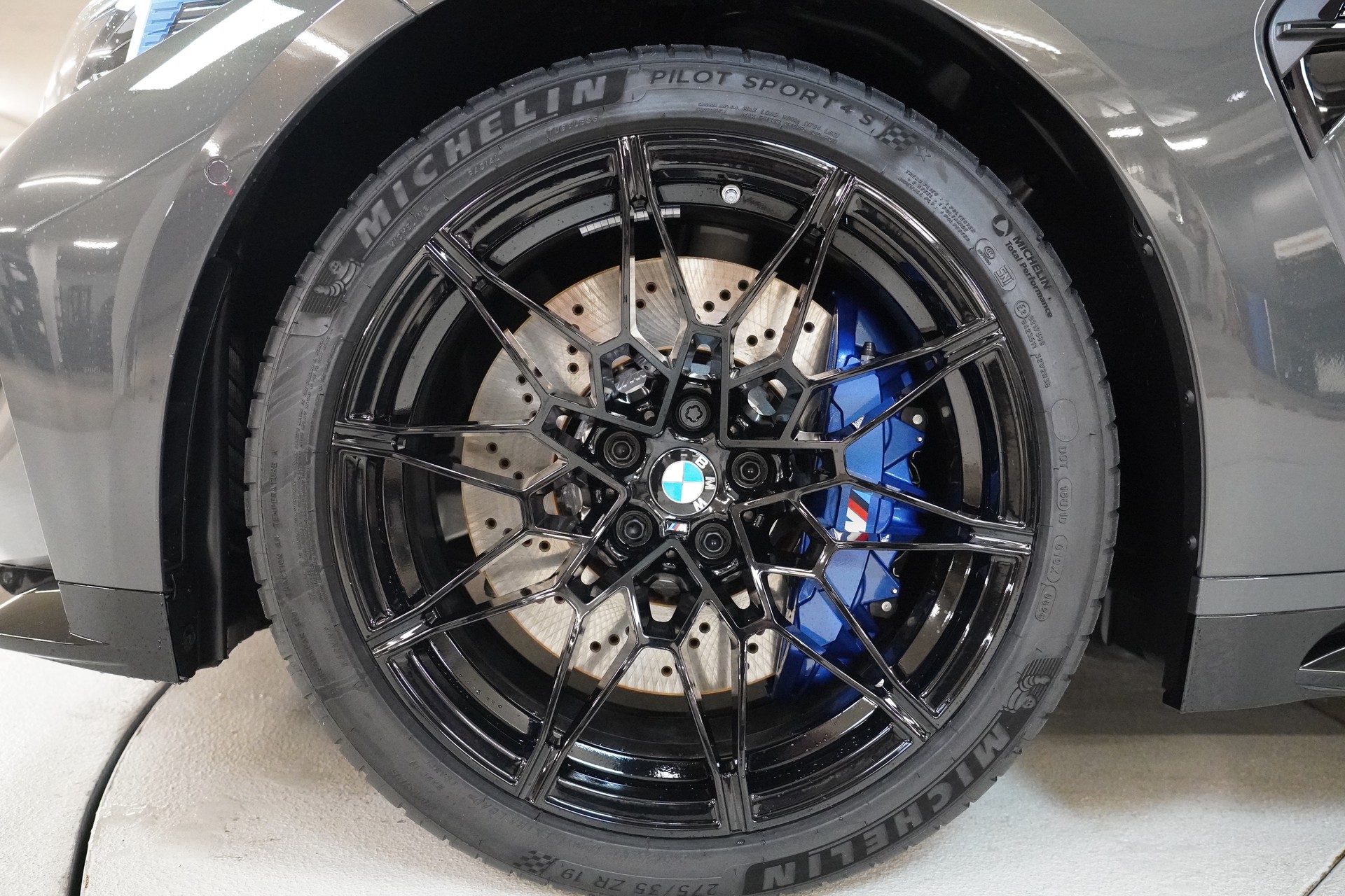 BMW M3 Touring xDrive Competition M-image-9