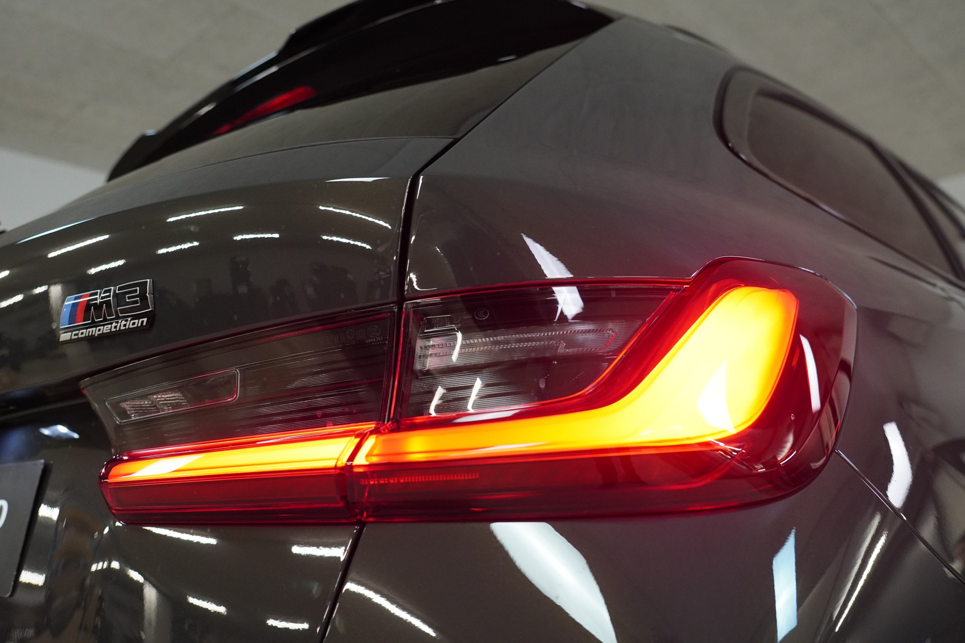 BMW M3 Touring xDrive Competition M-image-15