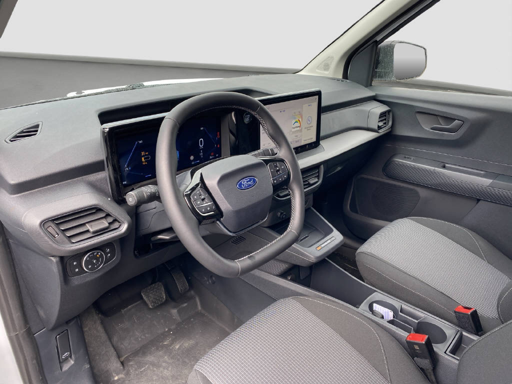 FORD E-Transit Courier Van 136 PS Trend-image-8