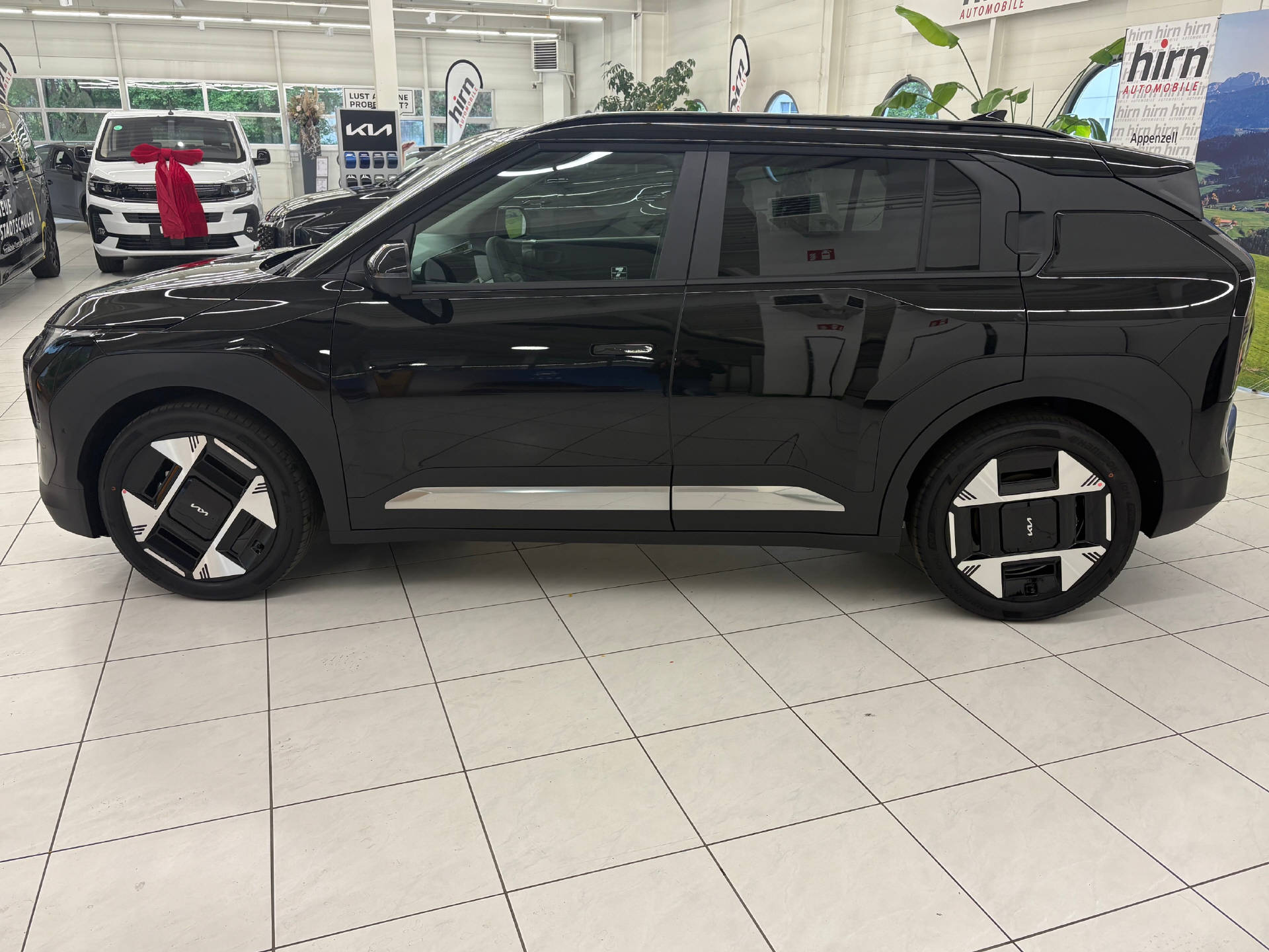 KIA EV3 81 kWh Earth+-image-6