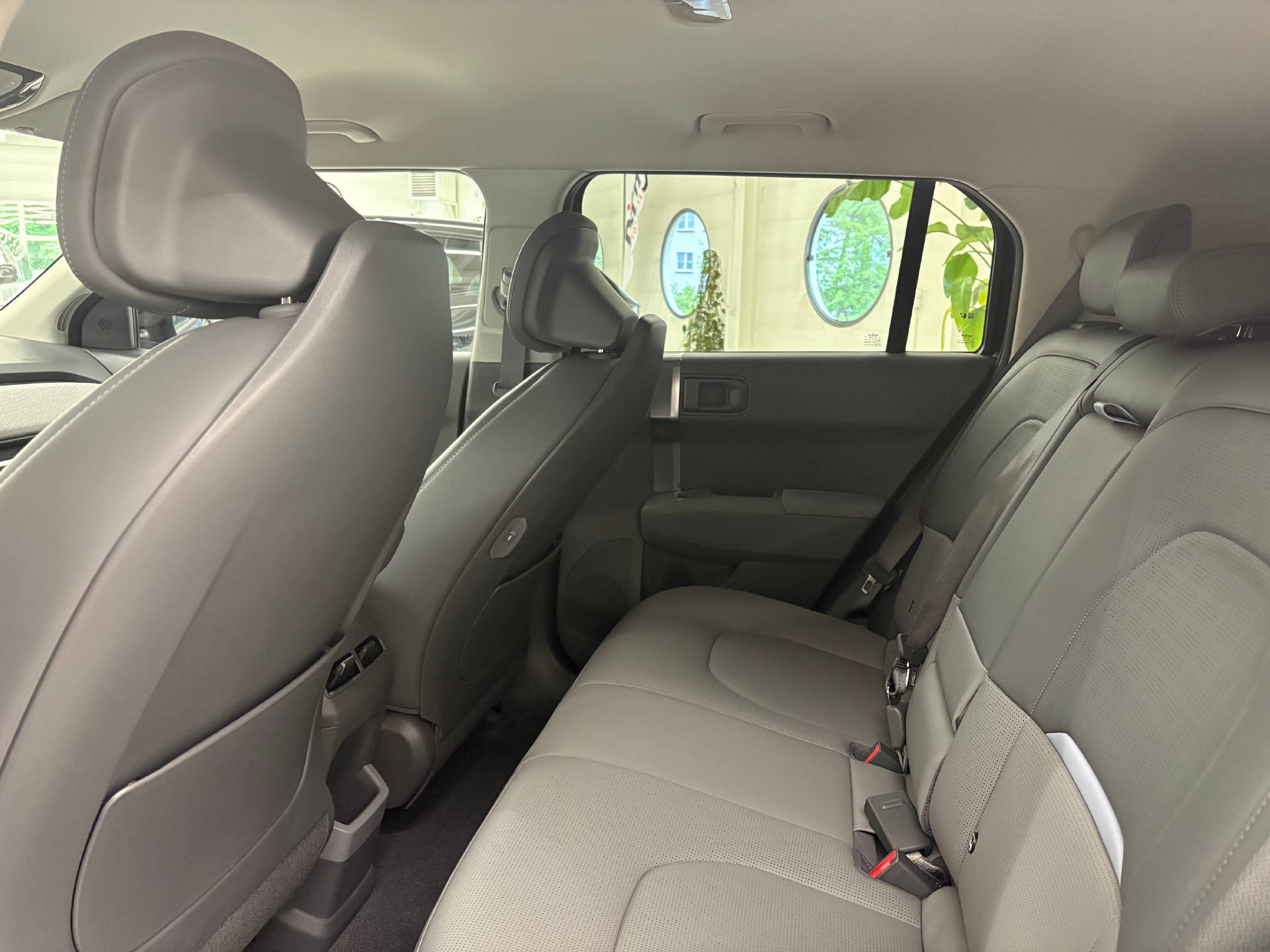 KIA EV3 81 kWh Earth+-image-11