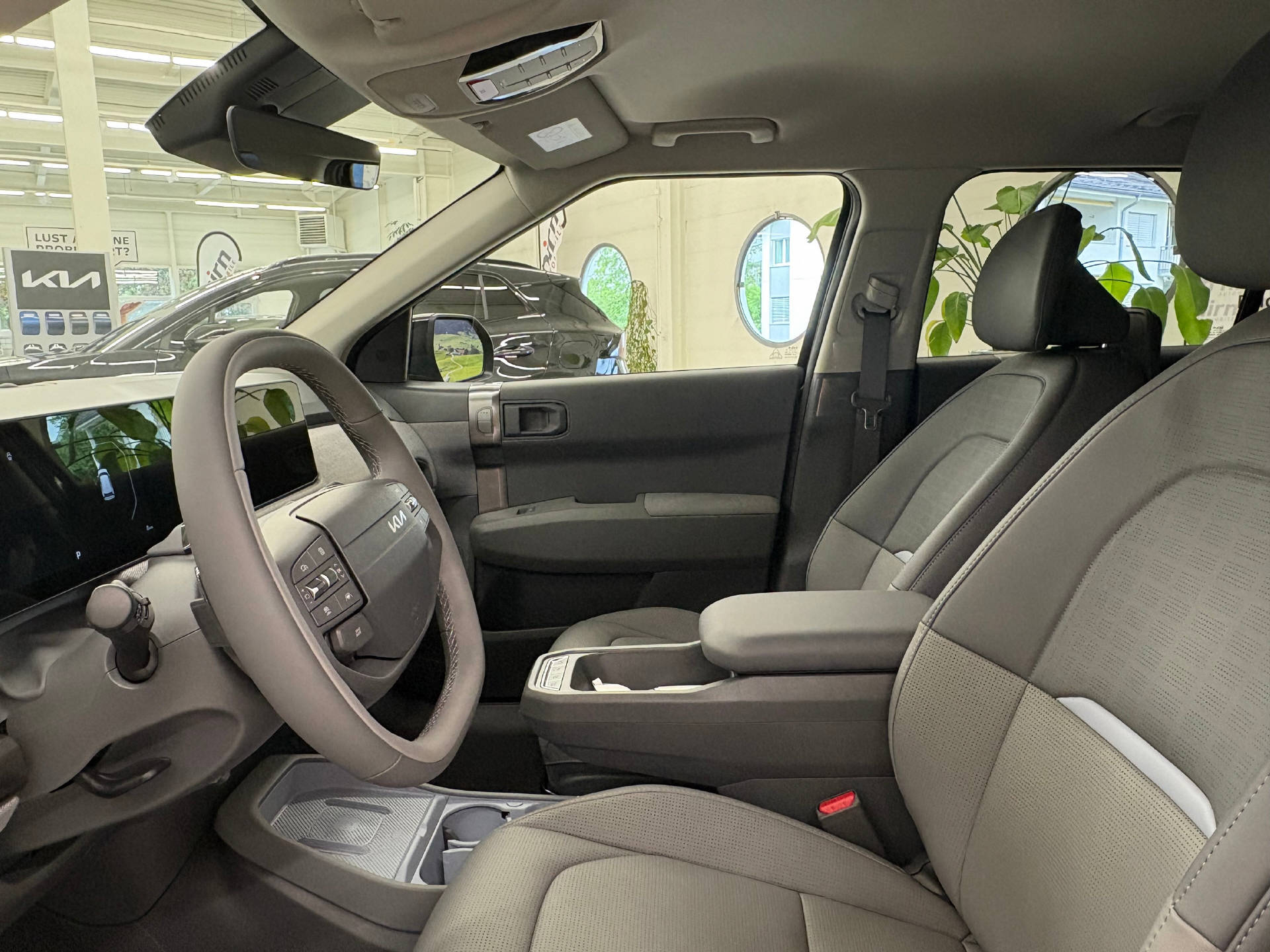 KIA EV3 81 kWh Earth+-image-8