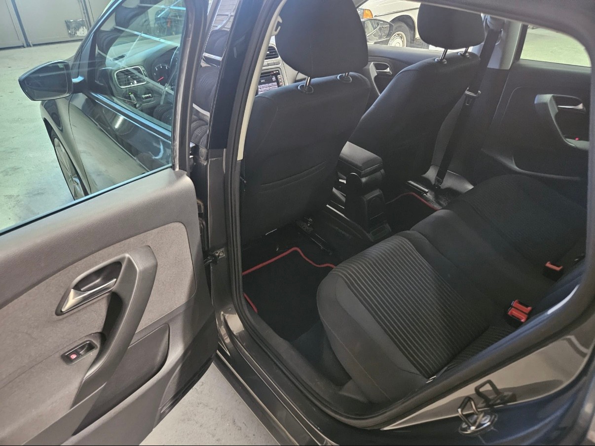 VW Polo 1.2 TSI Comfortline DSG-image-12