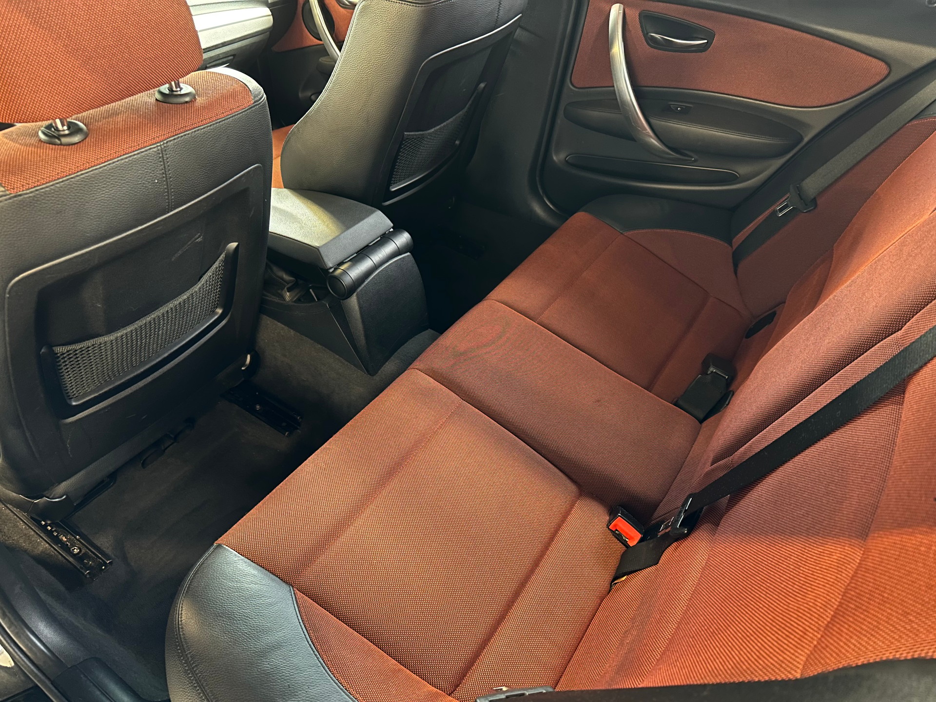 BMW 116i-image-10