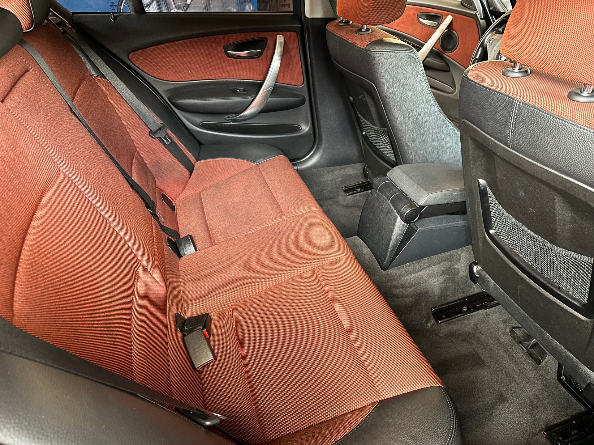 BMW 116i-image-9