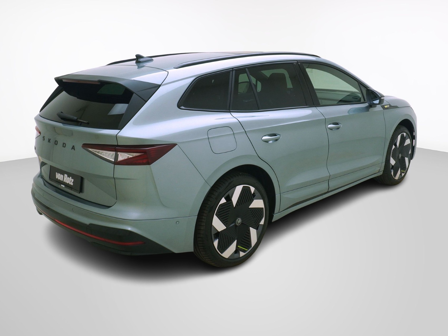 SKODA Enyaq iV RS-Lounge MAXX-image-5