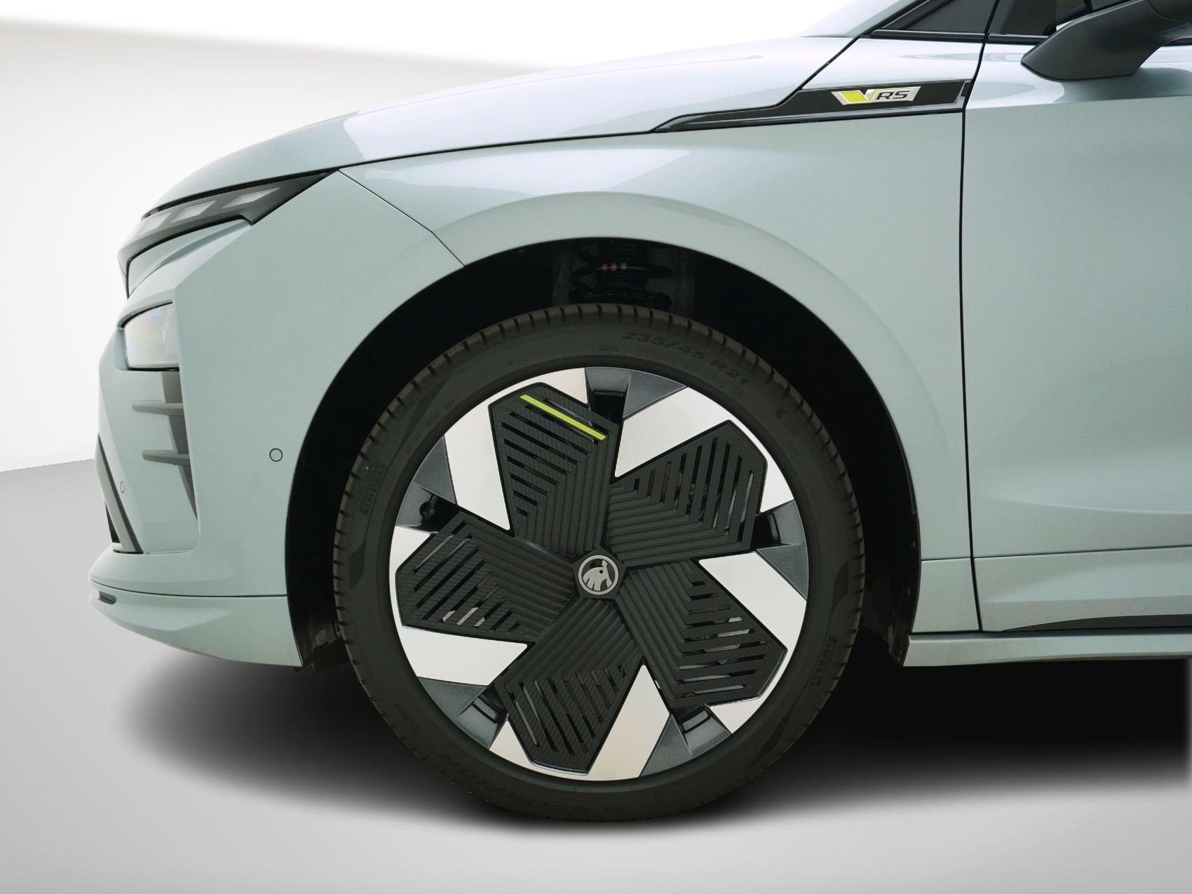 SKODA Enyaq iV RS-Lounge MAXX-image-9